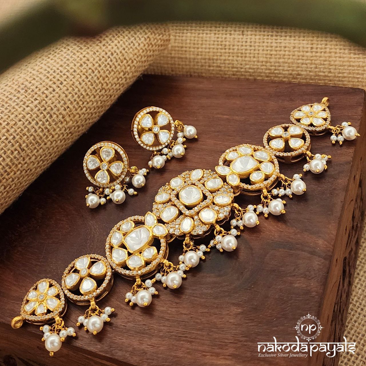 Floral Moissanite Choker With Earrings (Gn8006)