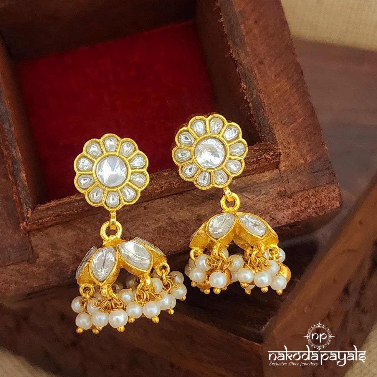 Floral Pearl Drops Choker With Earrings (Gn8011)