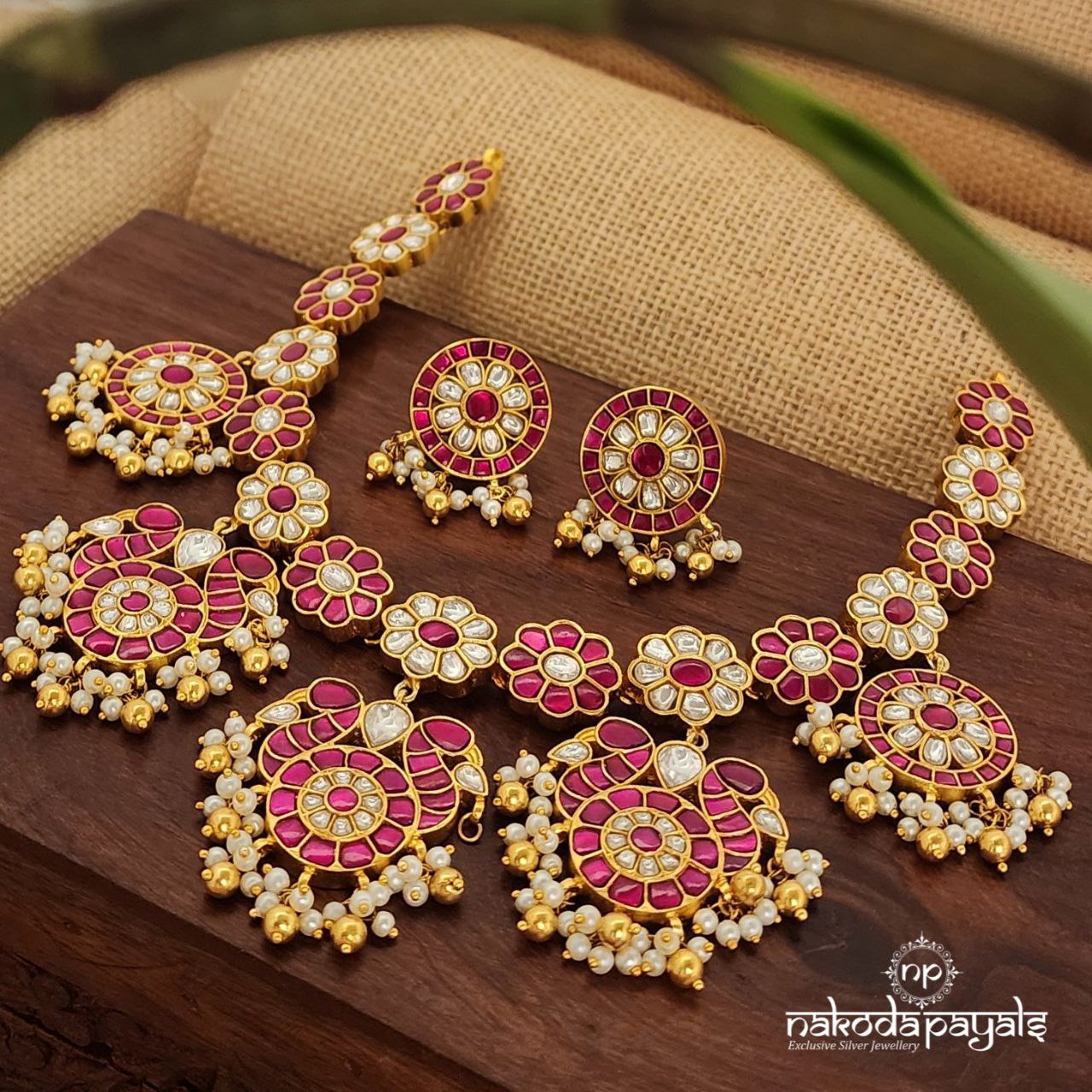 Alluring Pink Pearly Kundan Neckpiece With Earrings (Gn8024)