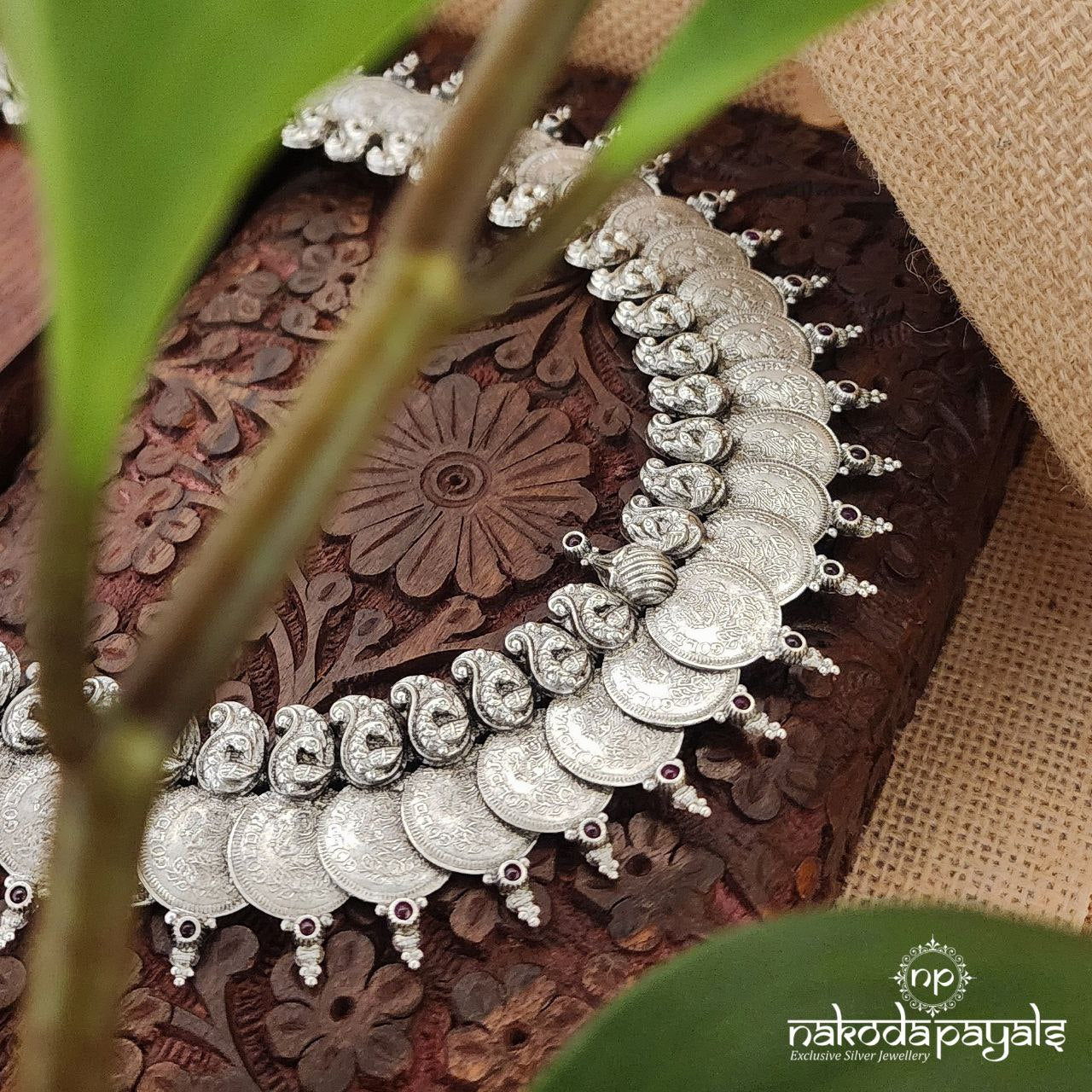 Traditional Coined Mango Neckpiece (N10037)