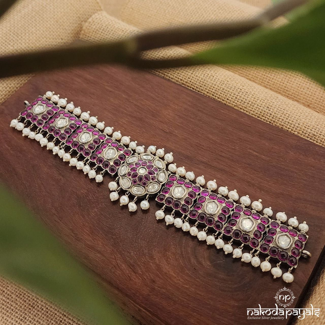 Pretty Pink Pearly Choker (N10053A)