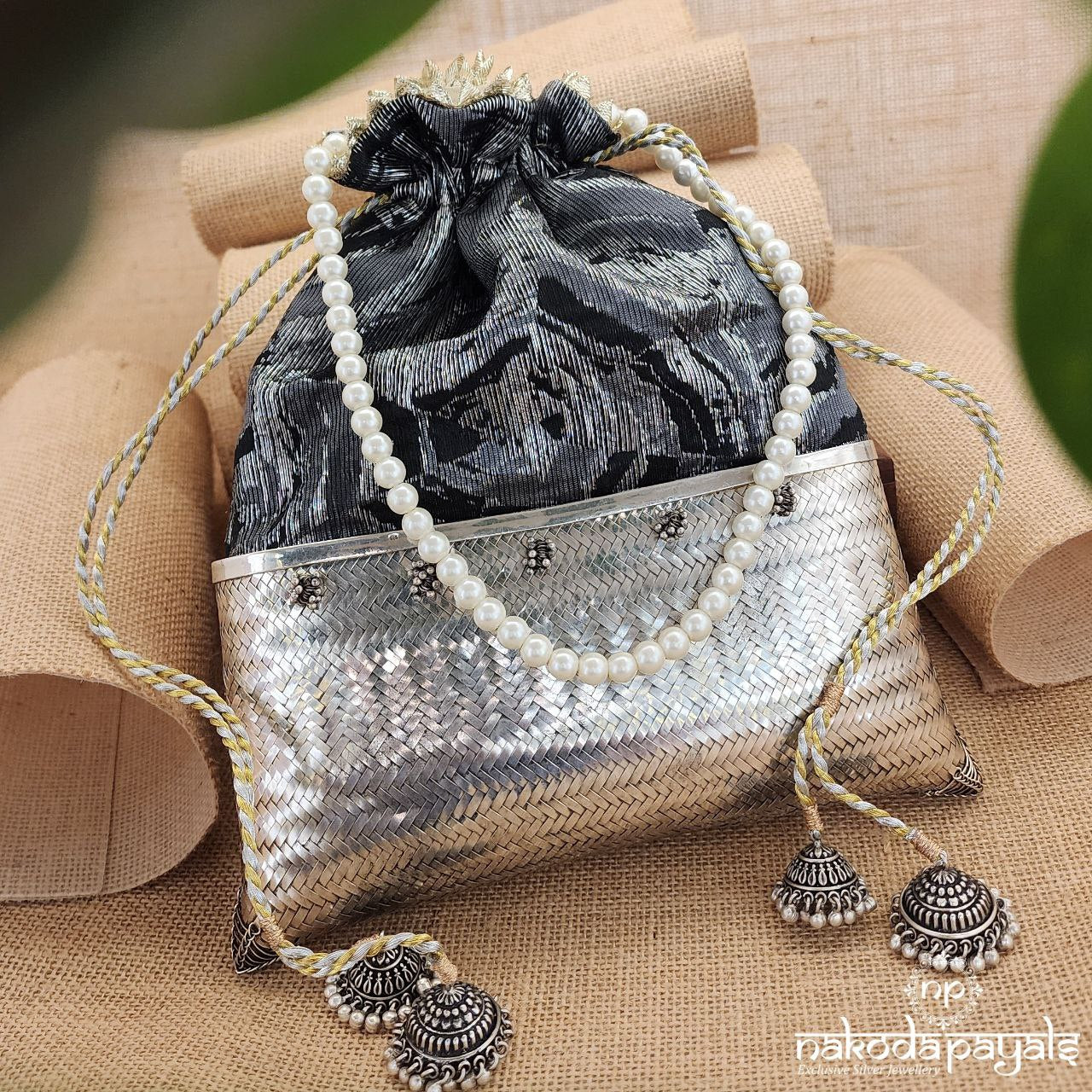 Trendy Sequence Denim Marcasite Potli Bag (Esa189)