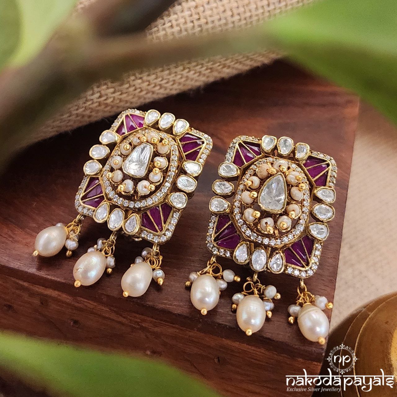 Luxe Square Moissanite Studs (Ge8301)
