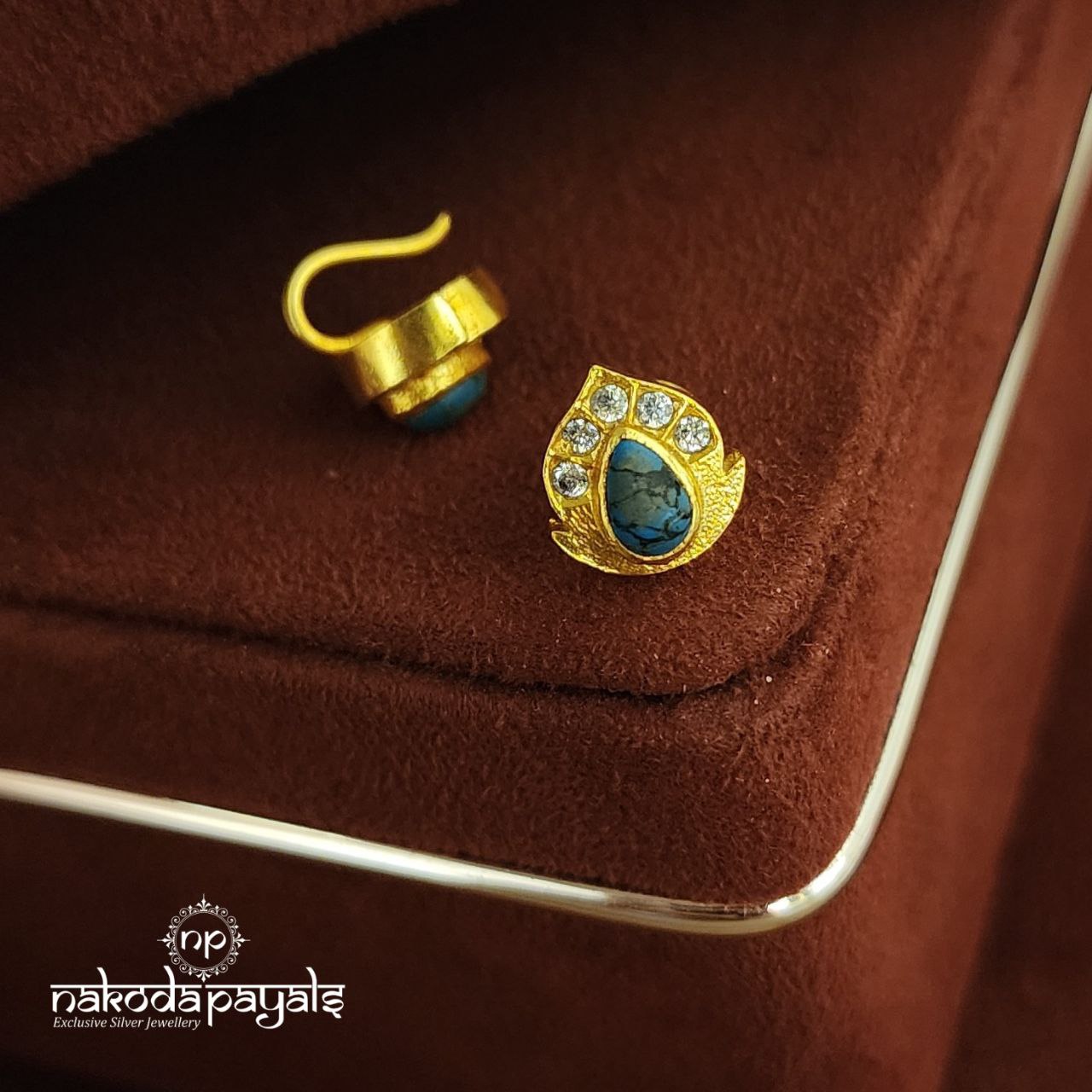 Turquoise Leafy Nosepin (NP0518)