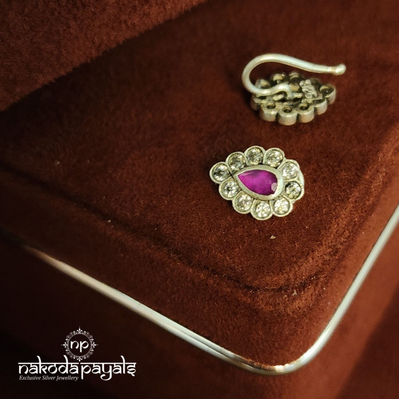 Ruby Nose (NP0568)