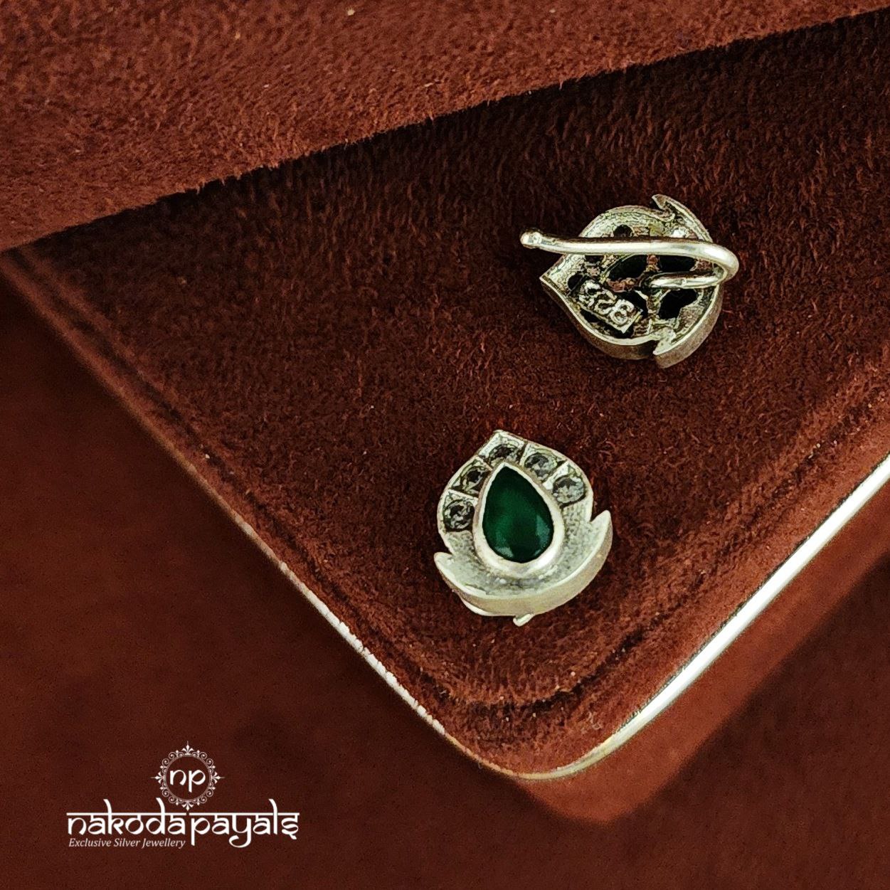 Green Leafy Nosepin (NP0576)