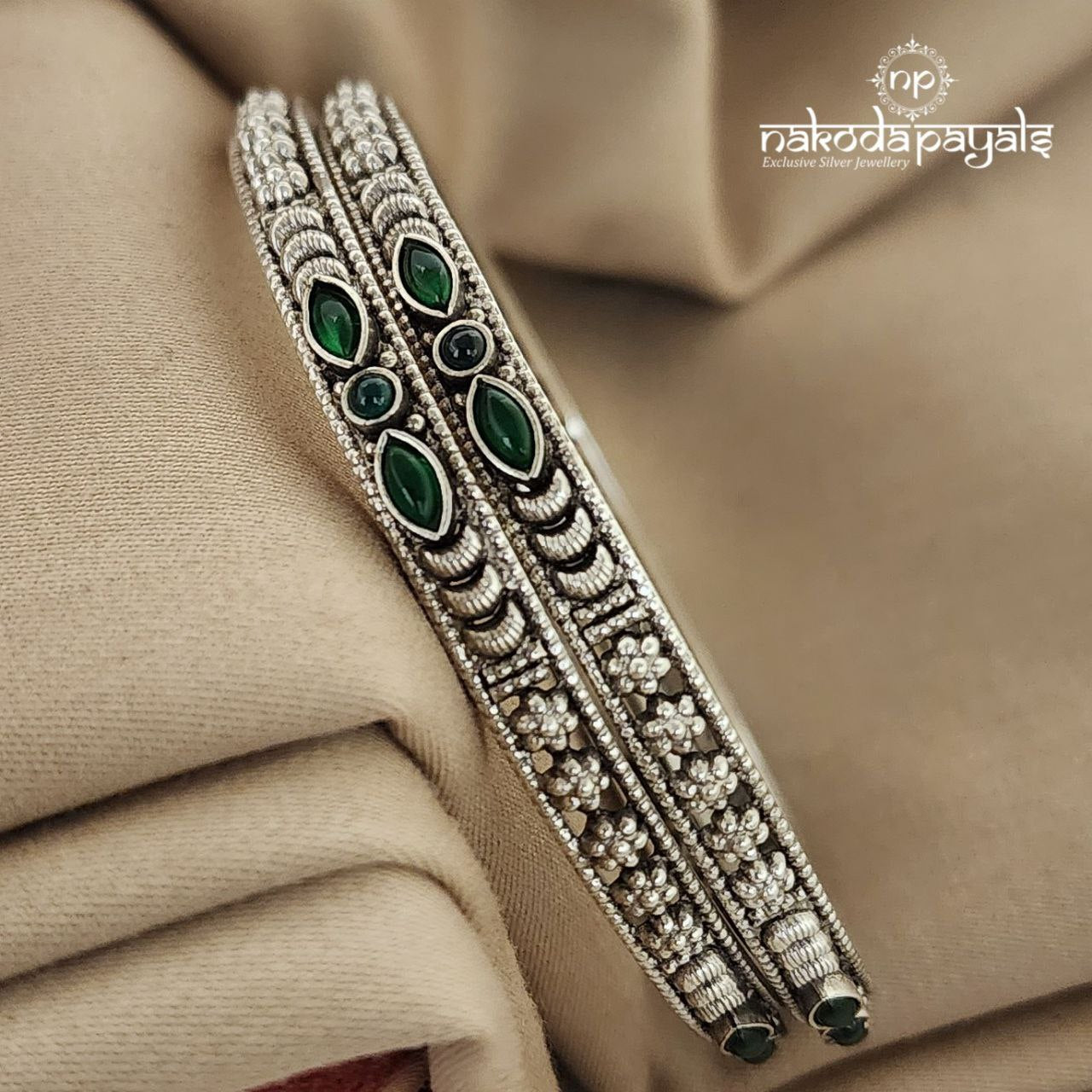 Green Bangle Pair (K3922)- 2.8