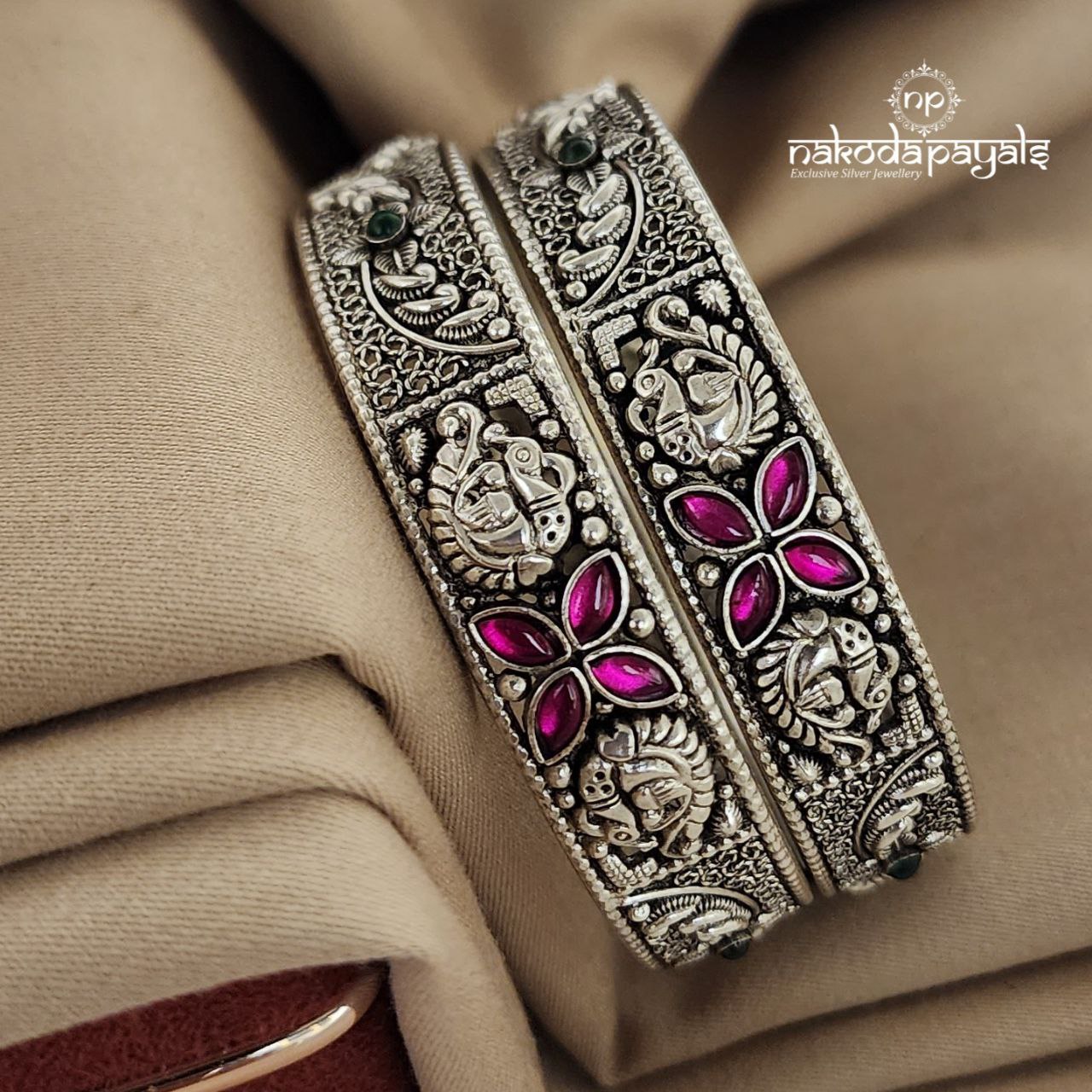 Peacock Bangle Pair (K3960)