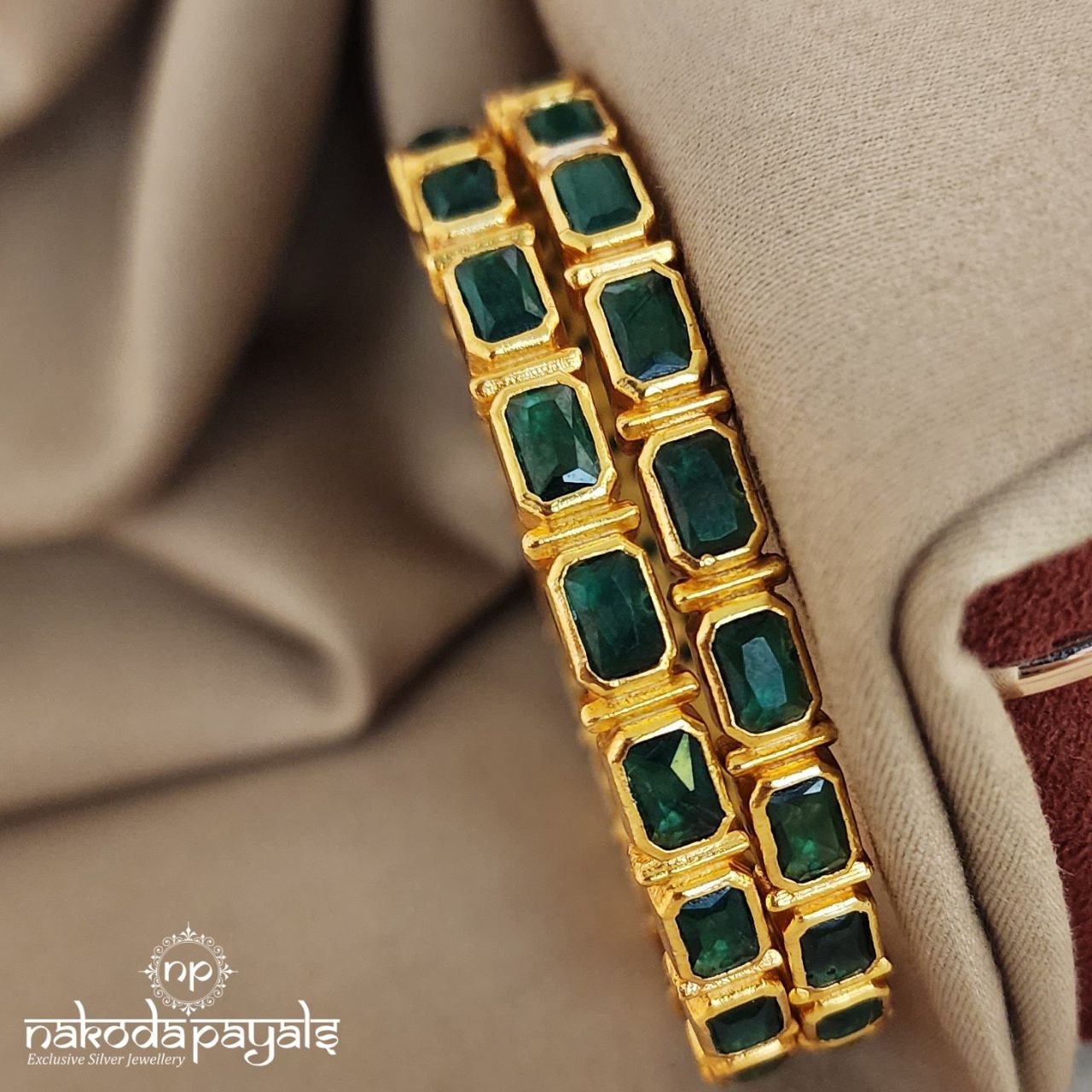 Green Bangle Pair (GK2269)