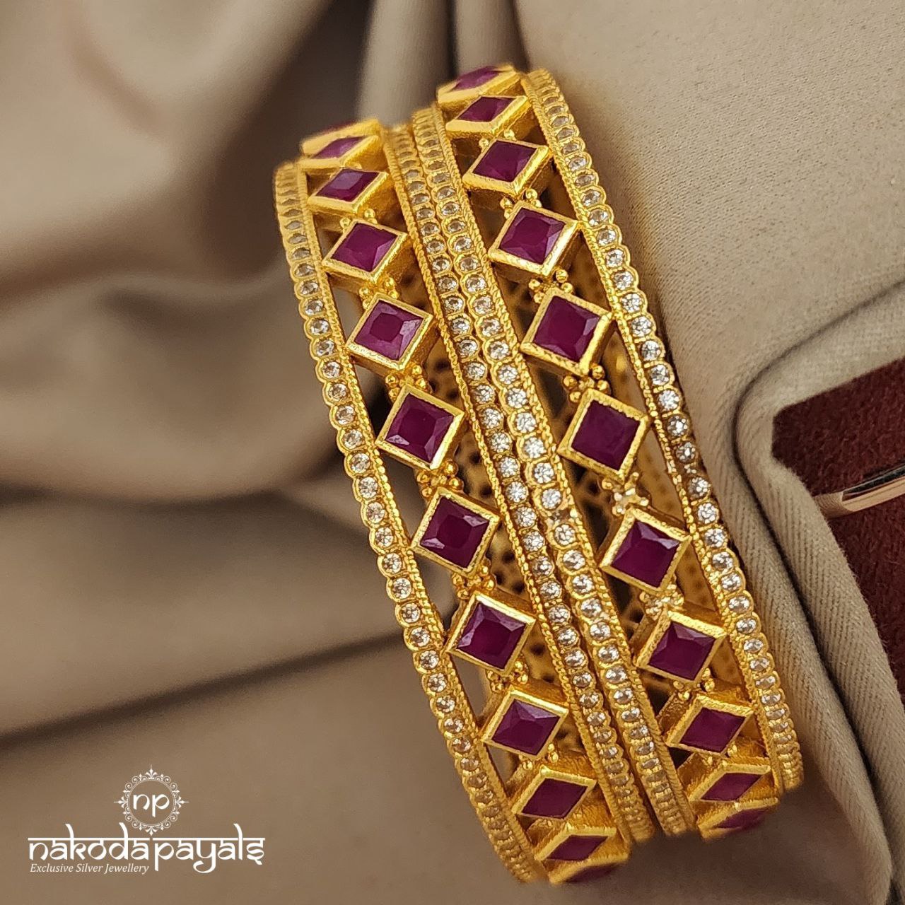 Ruby Cutstone Bangle Pair (GK2288)