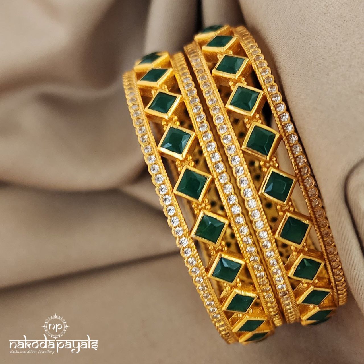 Green Bangle Pair (GK2290)