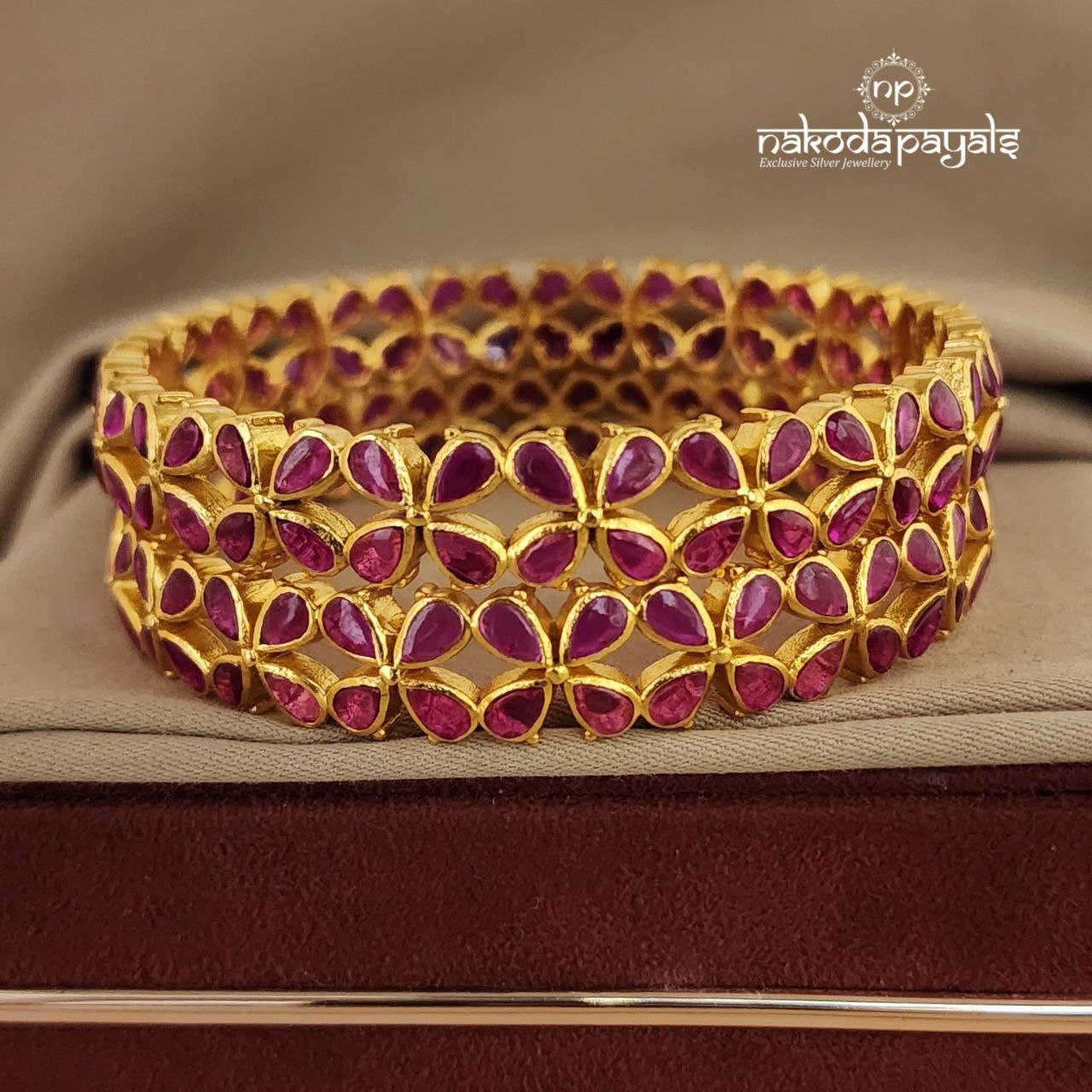Blossom Flower Bangle Pair (GK2317)