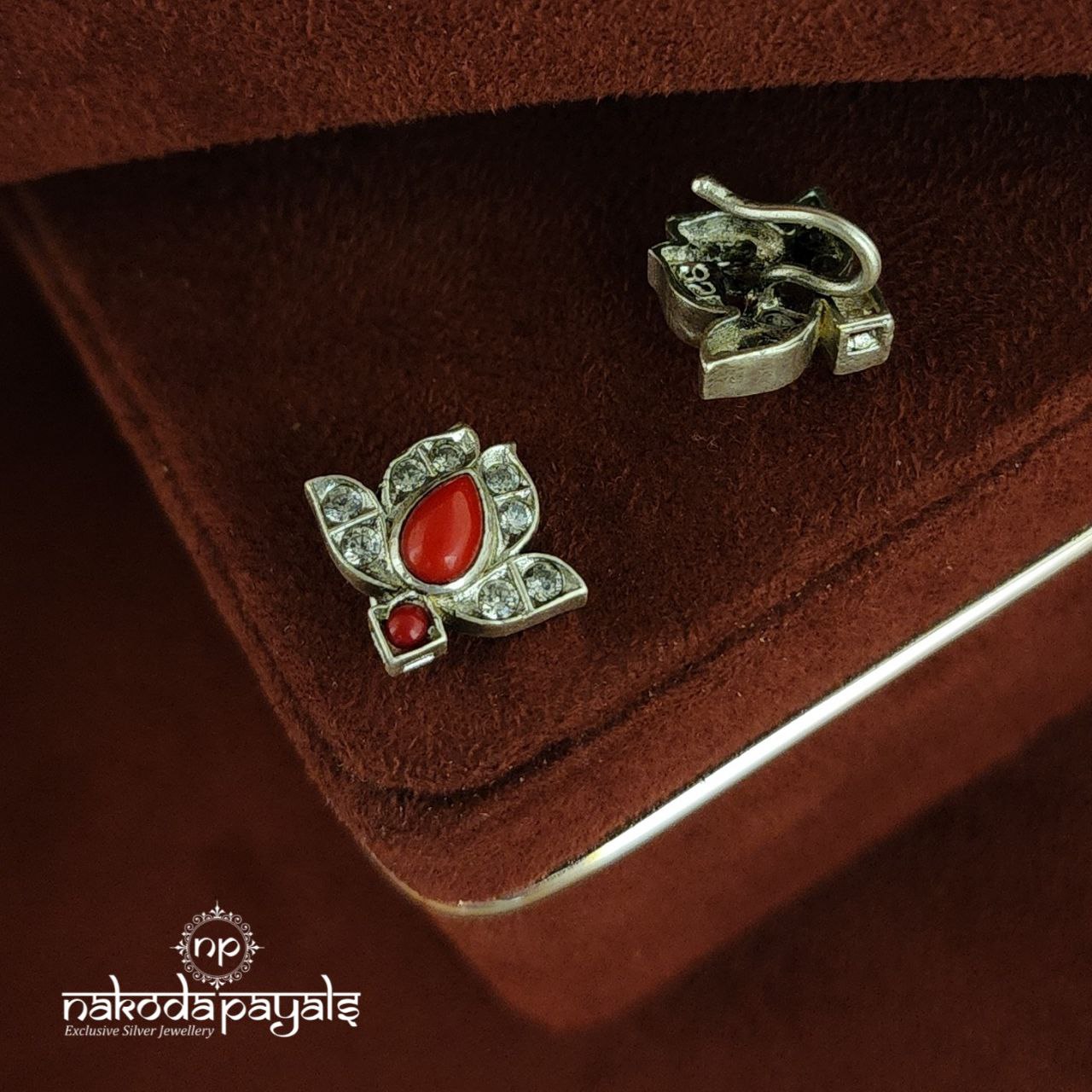 Coral Nosepin (NP0586)