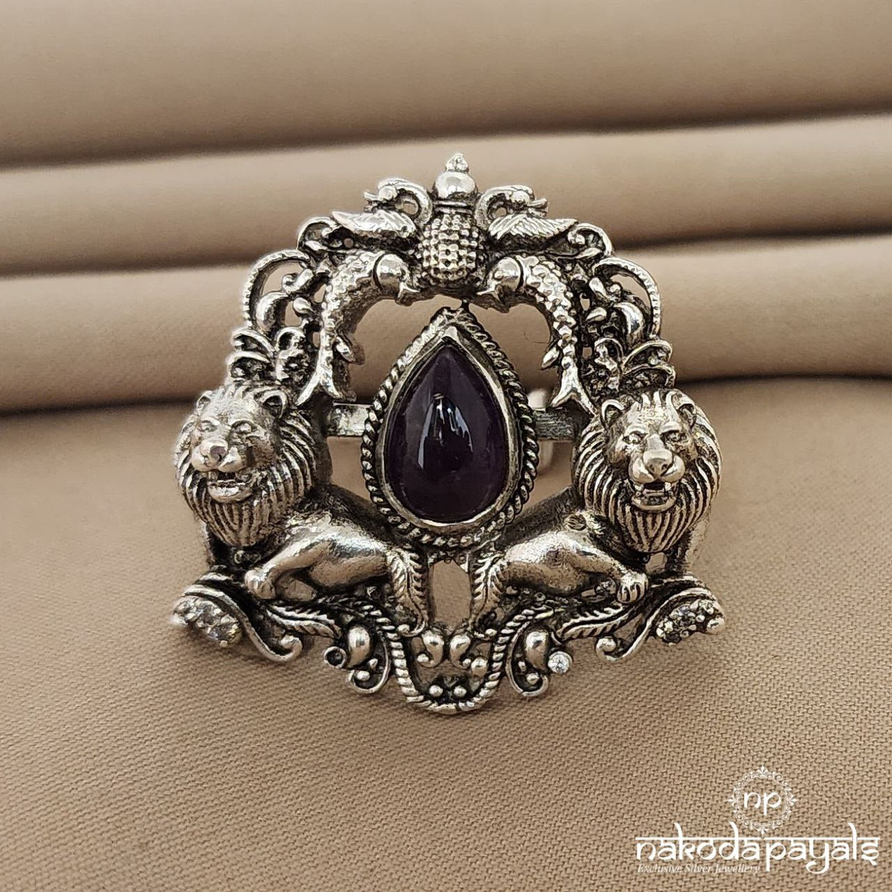 Amethyst Lion Finger Ring (F2139)