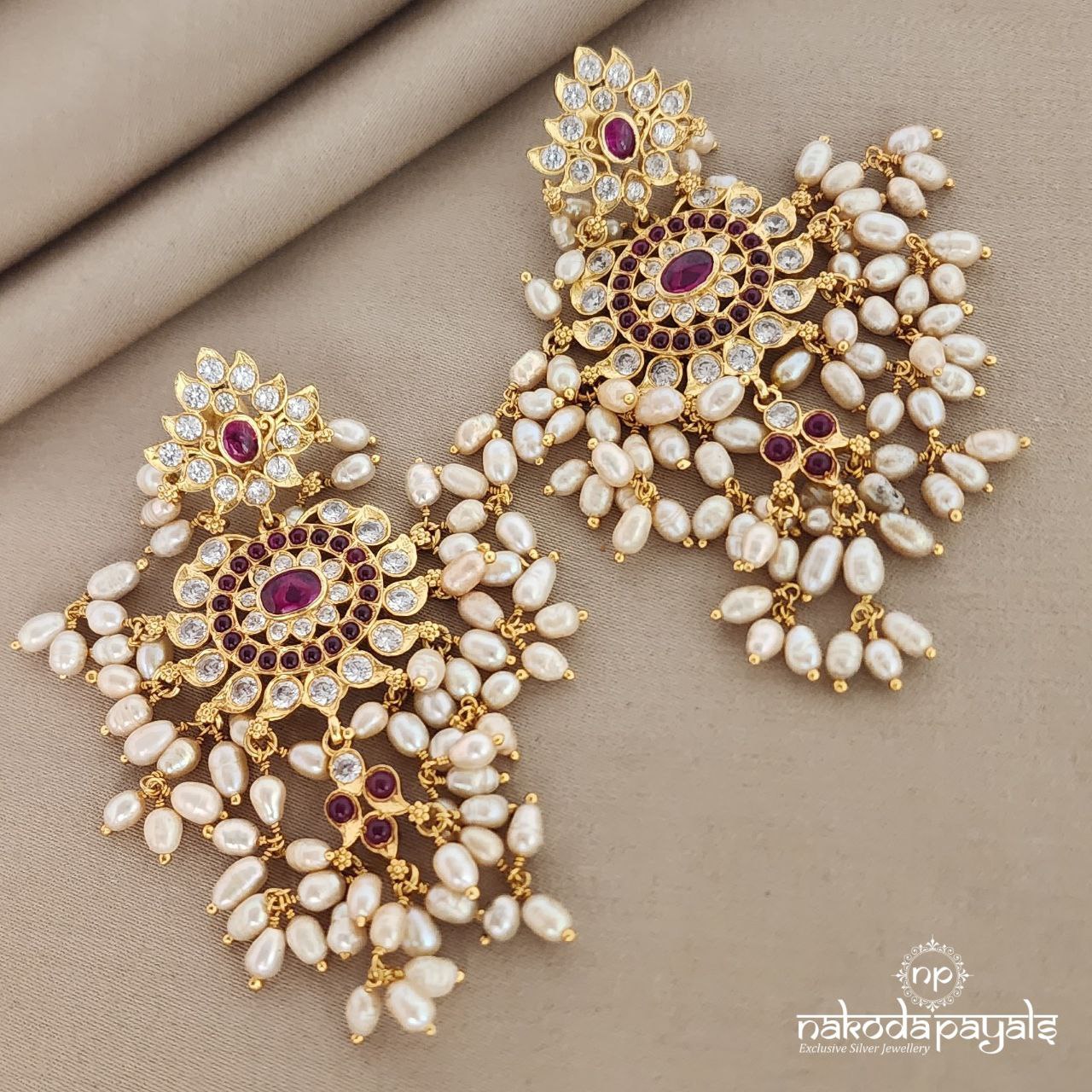 Earrings Guttapusalu In Gold Kemp Grand Guttapusalu Earrings