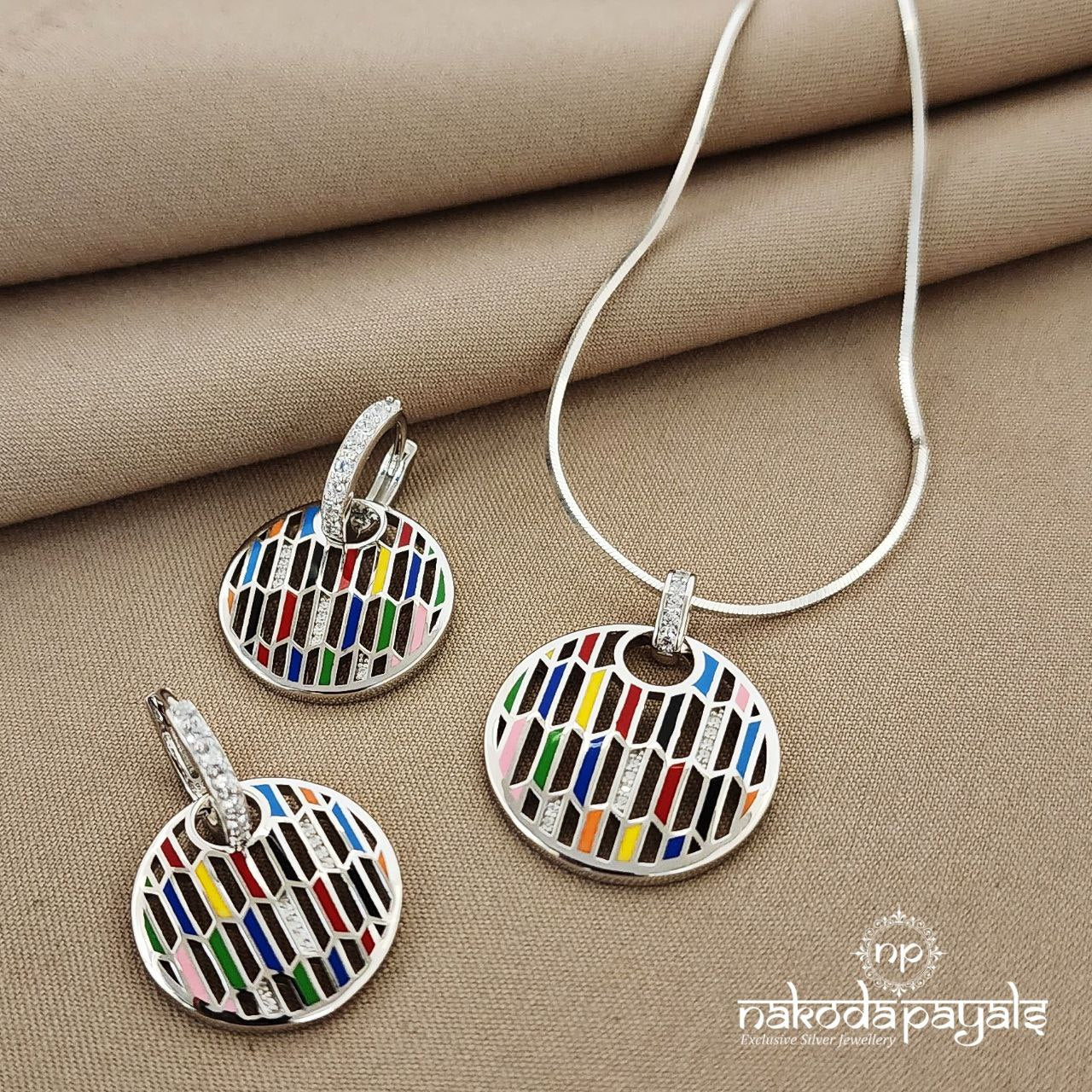 Circled Rainbow Pendant Set (St1810)