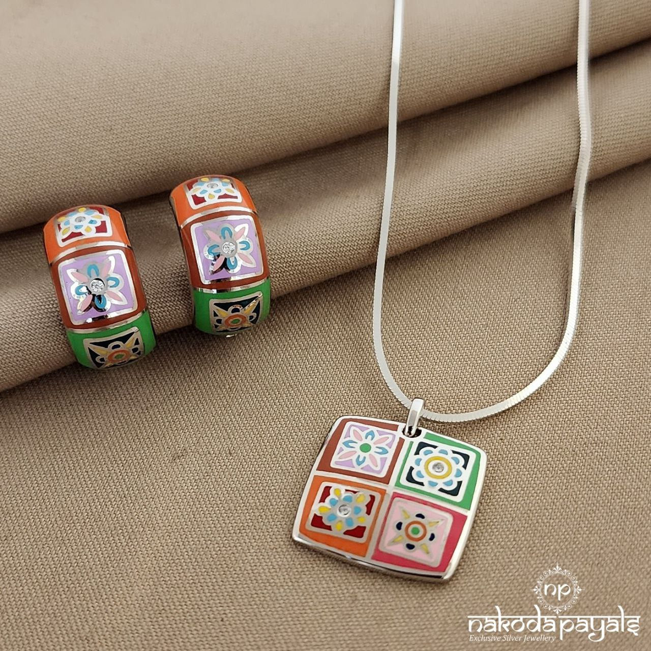Four Squared Pendant Set(St1833)