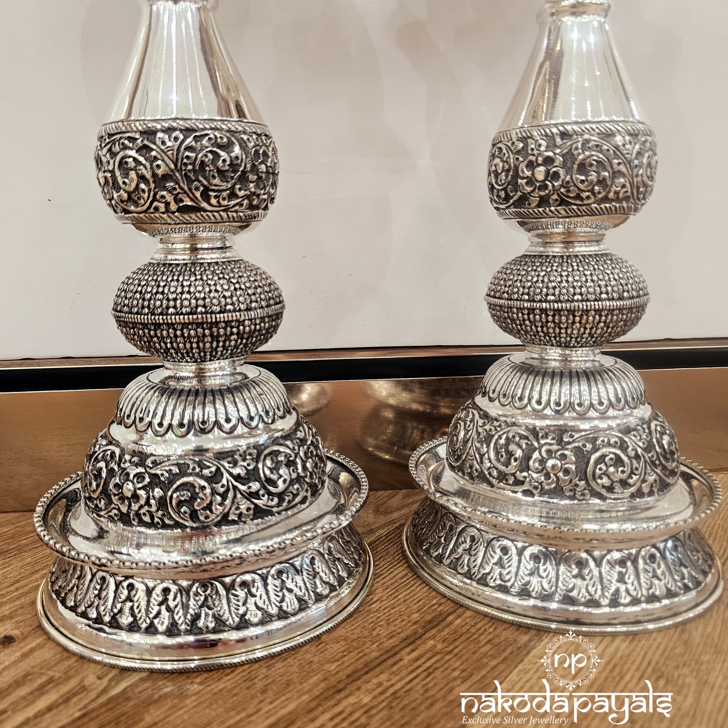 17.5" Long lakshmi Nakash Deepa Pair(Aa2011)