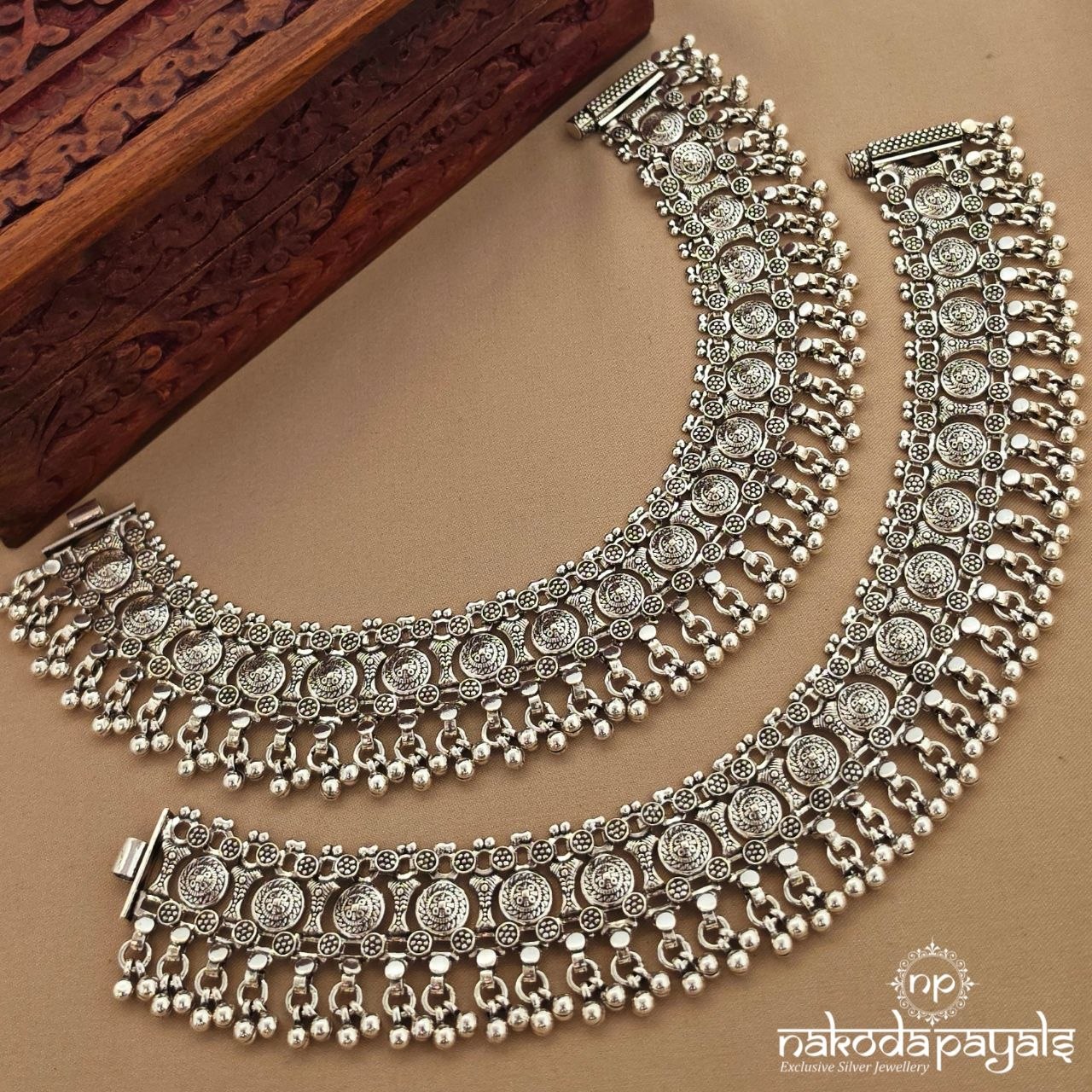Circular Floral Ball Drop Anklets (A7067)