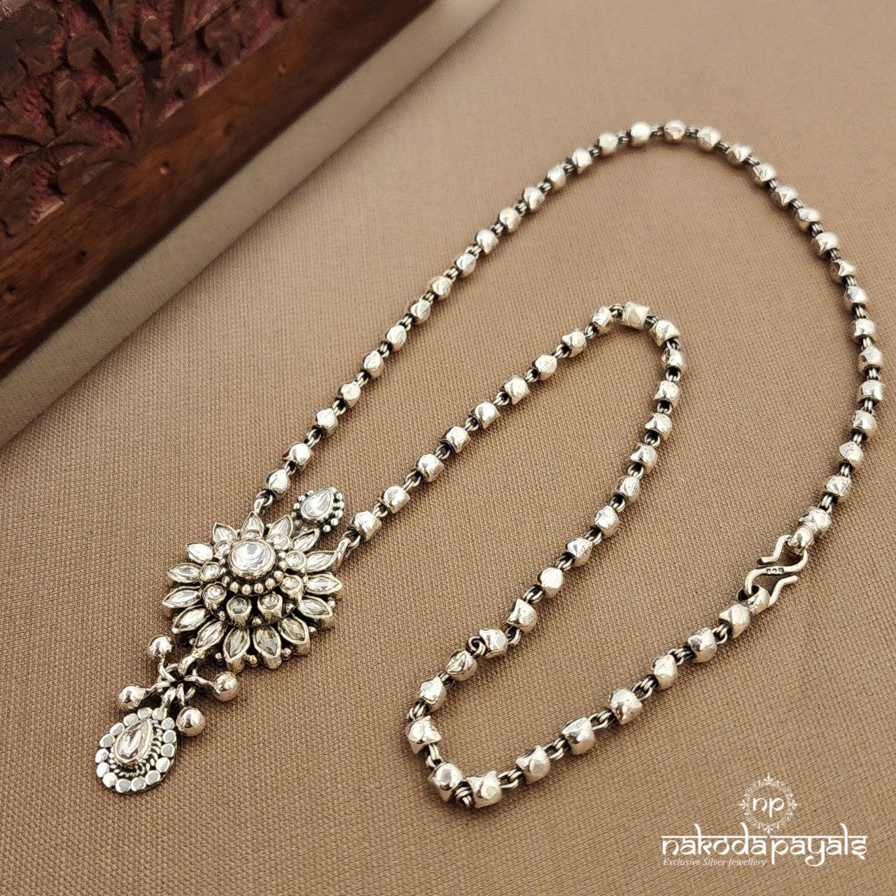 Shinney White Neckpiece (N11289)