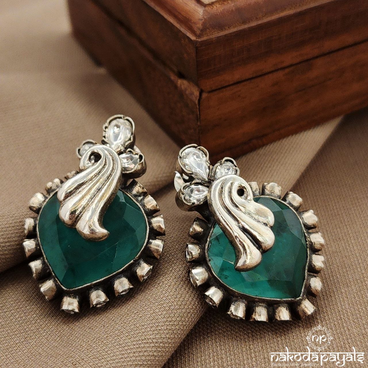 Kundan Green Studs (S3887)