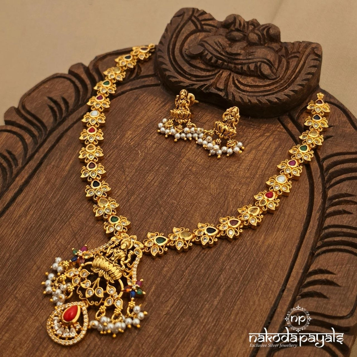 Lakshmi Navaratana Neckpiece (Gn11104)