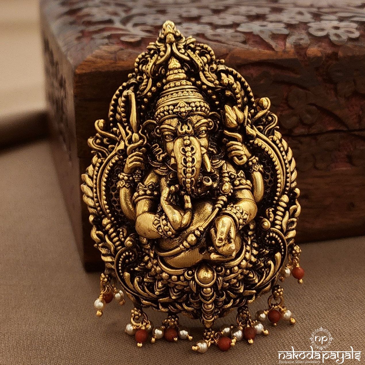 Coral Drop Ganesha Pendant (Gp2136)