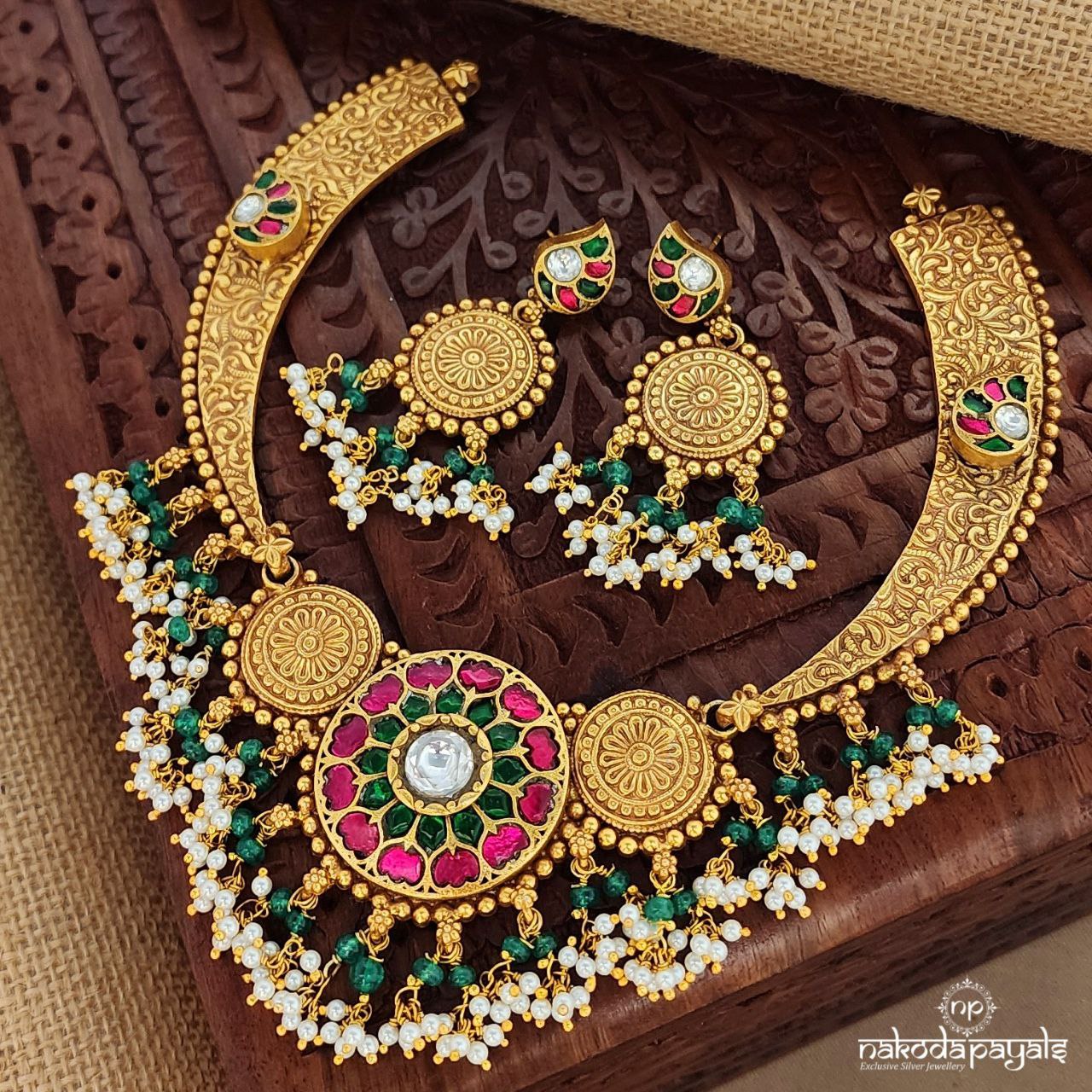 Kundan Pearled Neckpiece With Earrings (Gn9415)