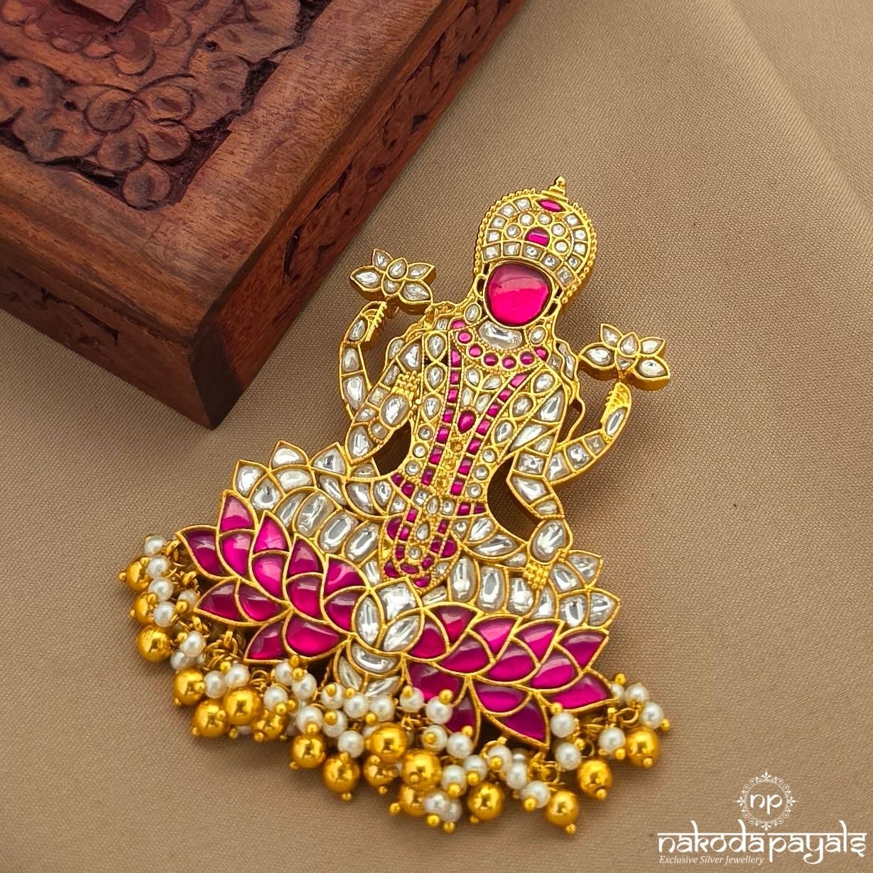 Traditional Lakshmi Kundan Pendant (Gp2376)