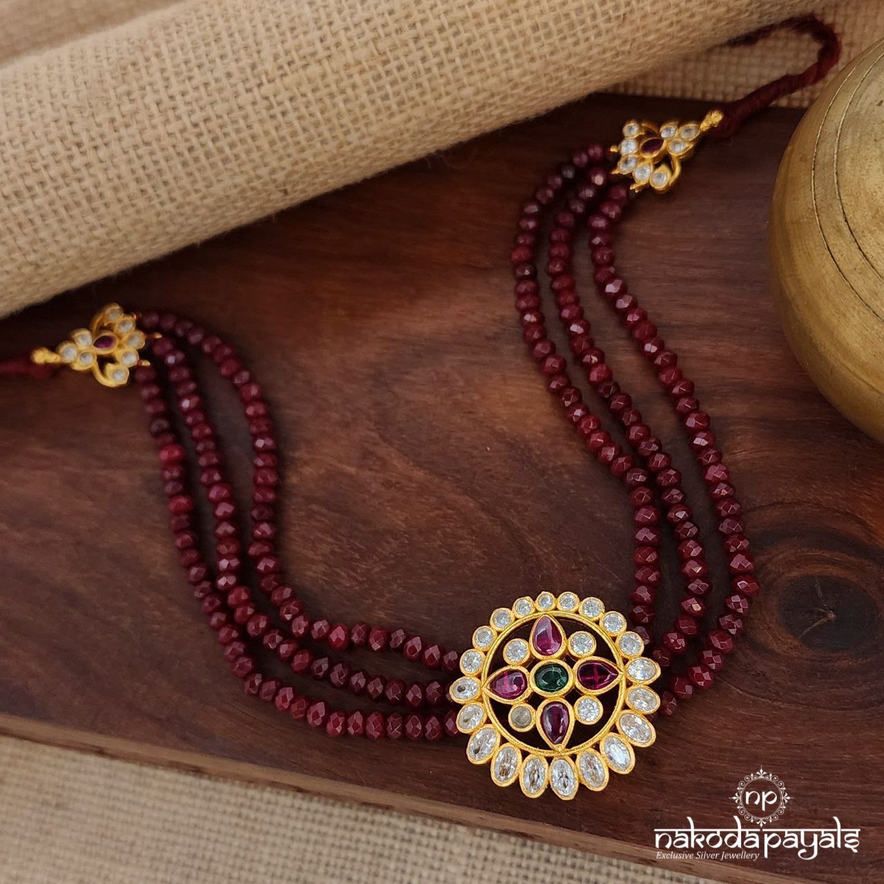 MultiColor Red Beads Choker (Gn8763)