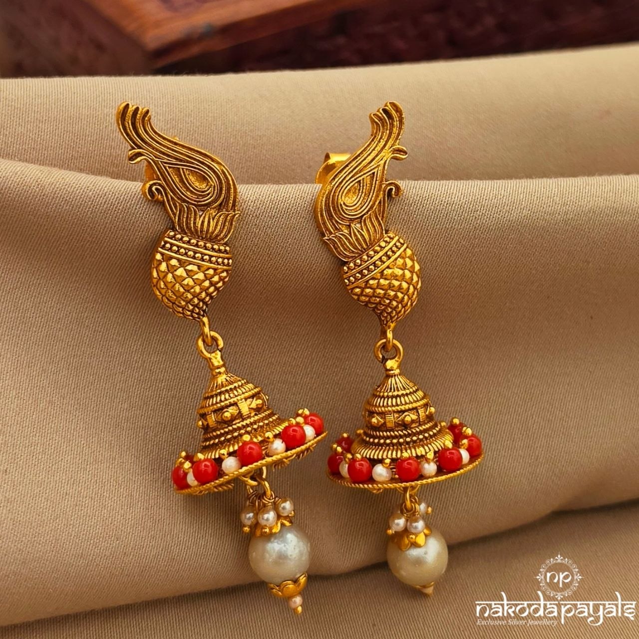 Coral pearl Drop Earrings ( Ge10806)