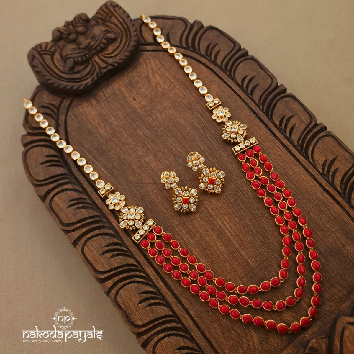 Coral Three Layered Floral Neckpiece With Earrings (Gn11030)