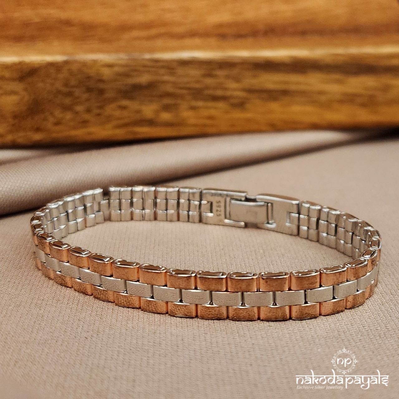 Watch Type Rose Gold Men's Bracelet (Mc1078)