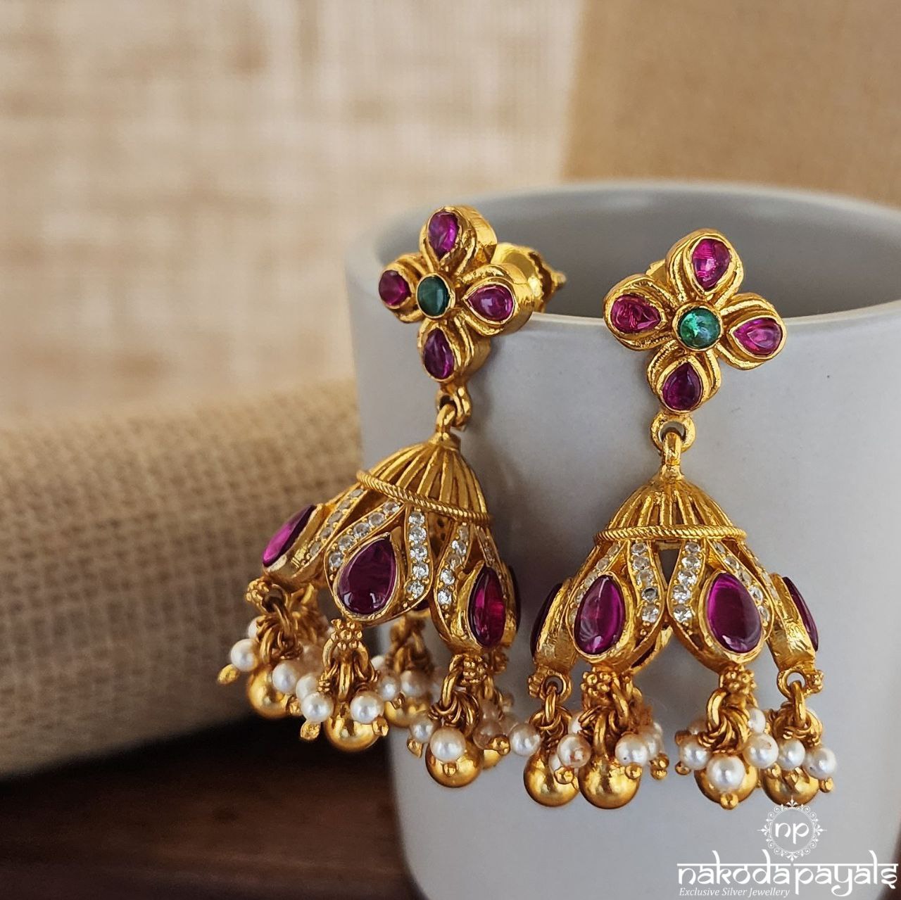 Elegant Pearled Drop Jhumka (Ge8613)
