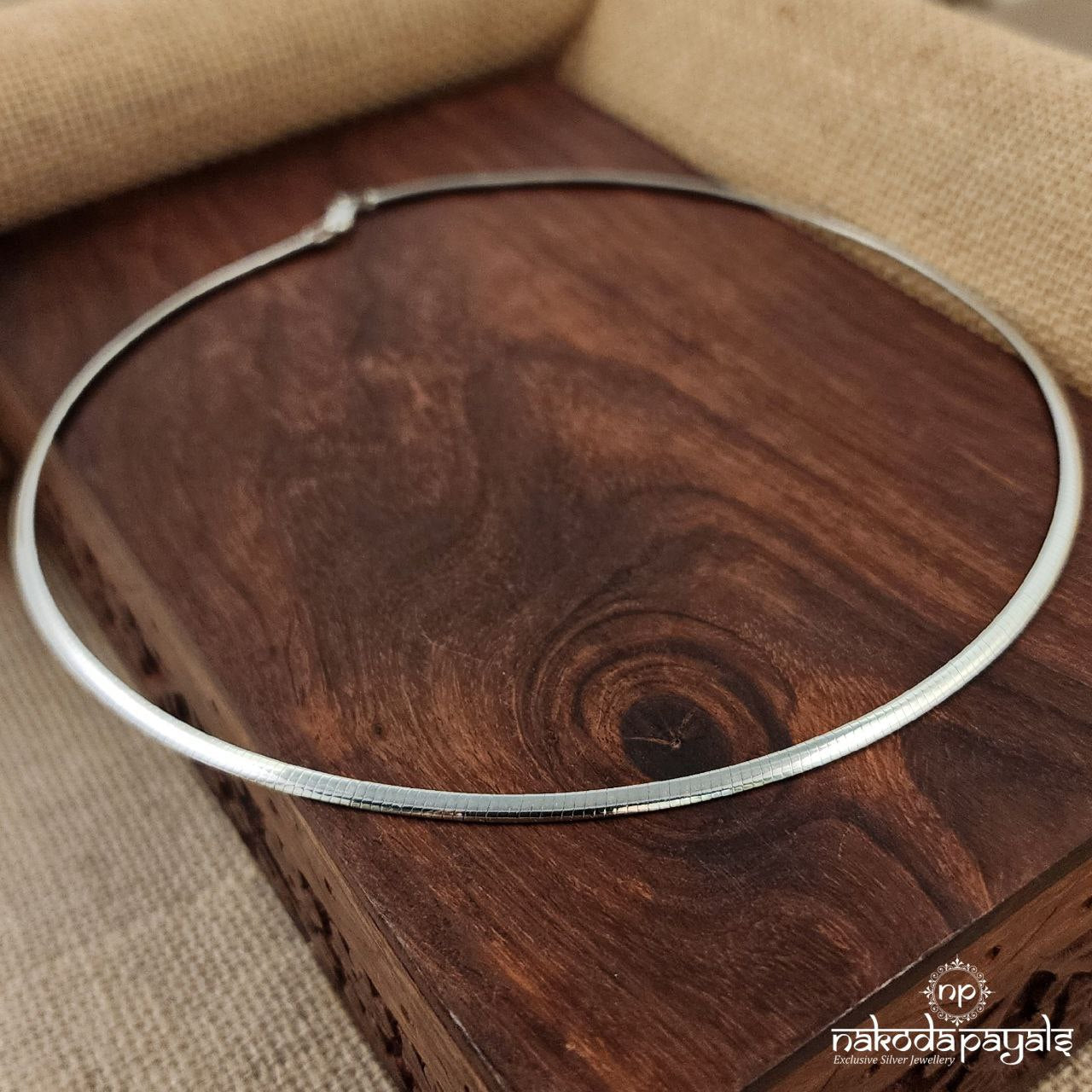 Flexible Silver Vines Neckpiece (St3379)