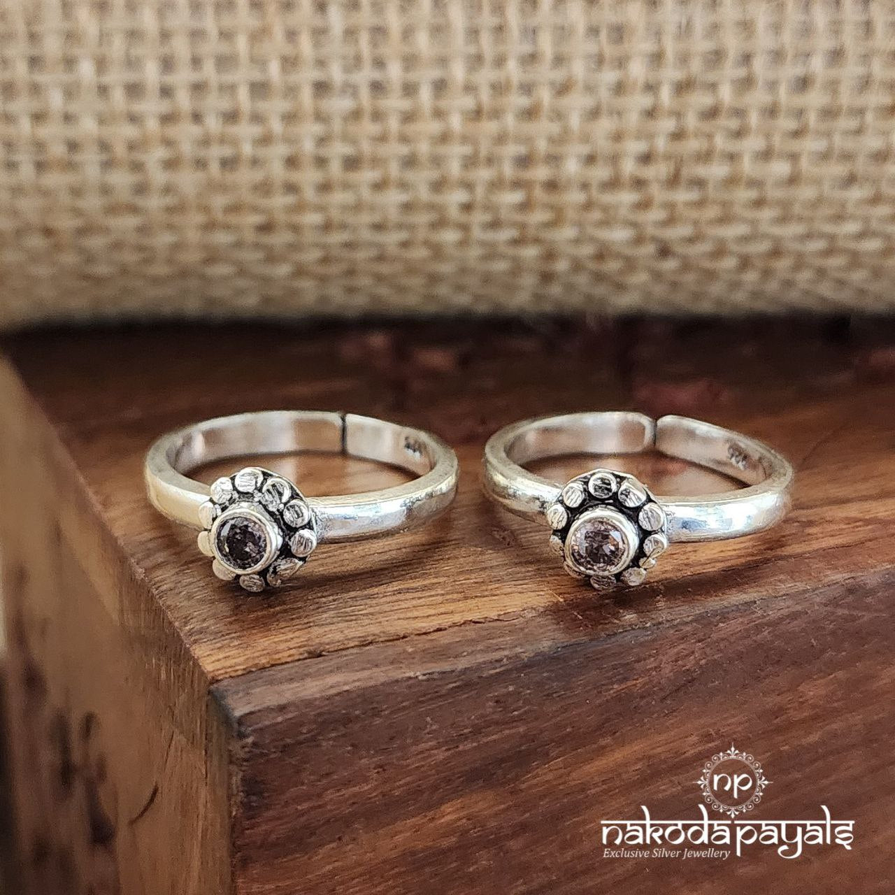 Mini Pink Flower Toerings (T4166)
