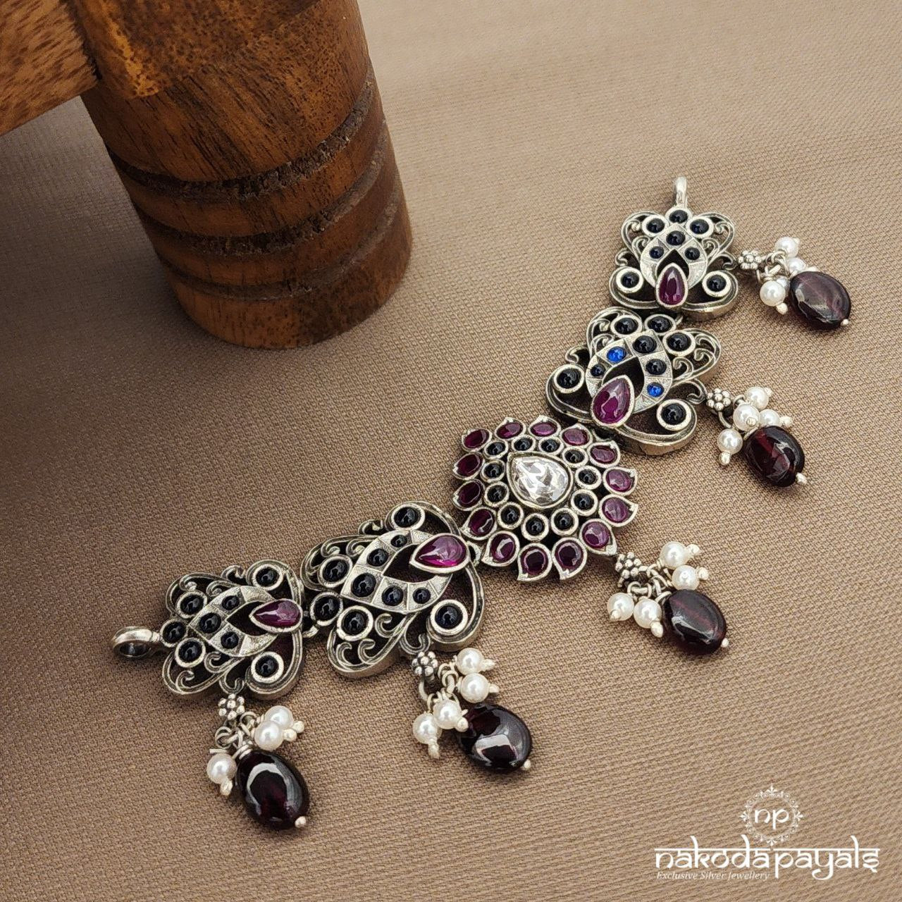 Pearl Drop Choker (N11141)