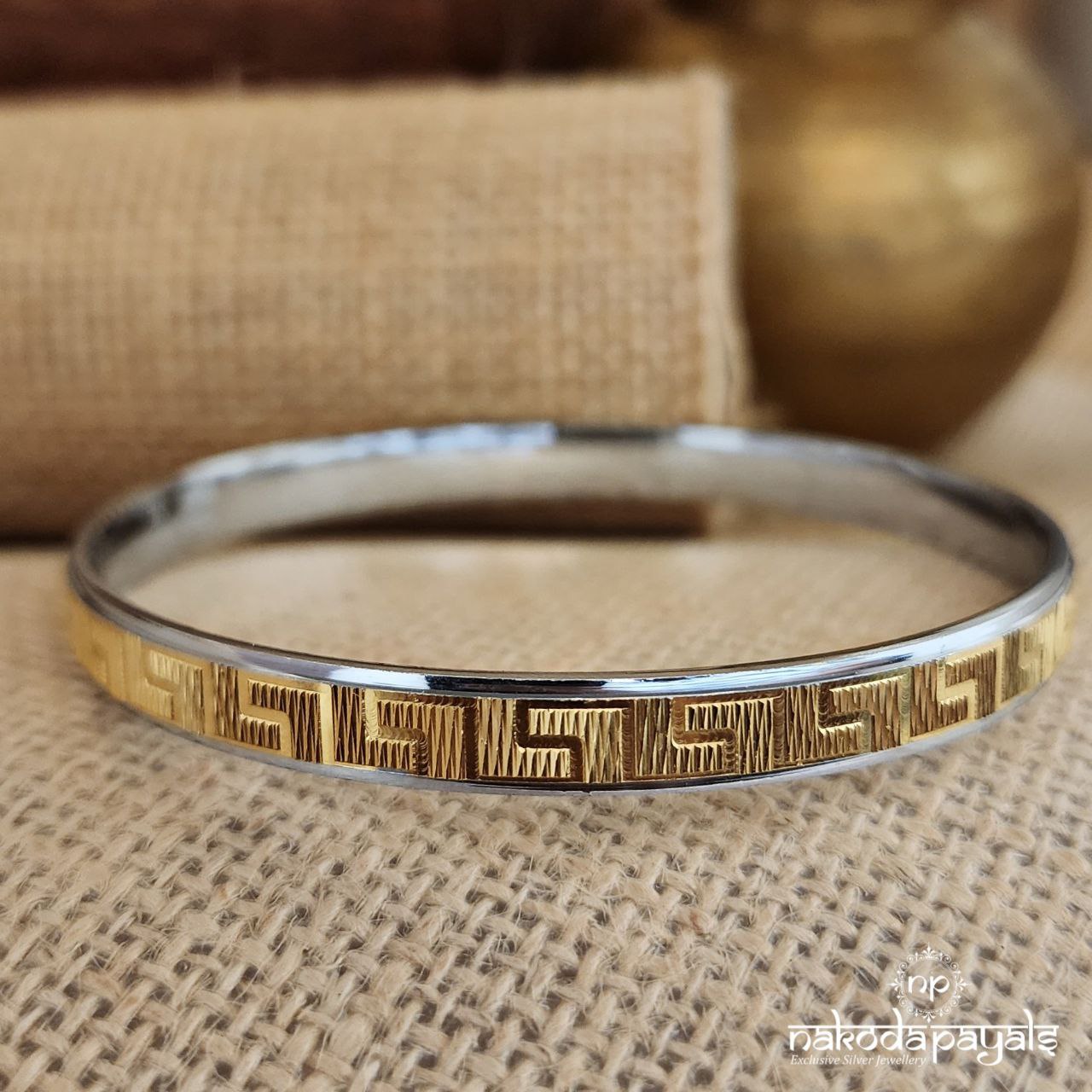 Engraved Brass Single Kada (Mc0923)