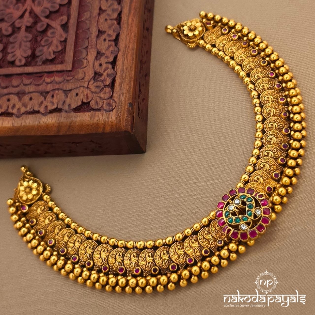 Pink Peacock Floral Ball Dot Neckpiece (Gn10651)