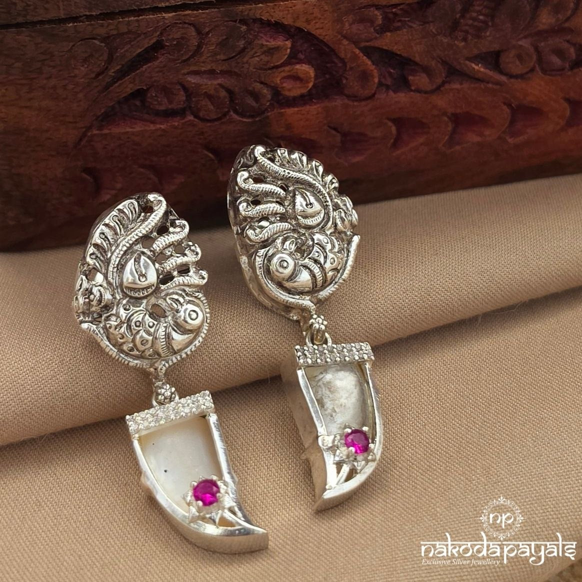Pink Peacock Puligoru Earring (C4251)