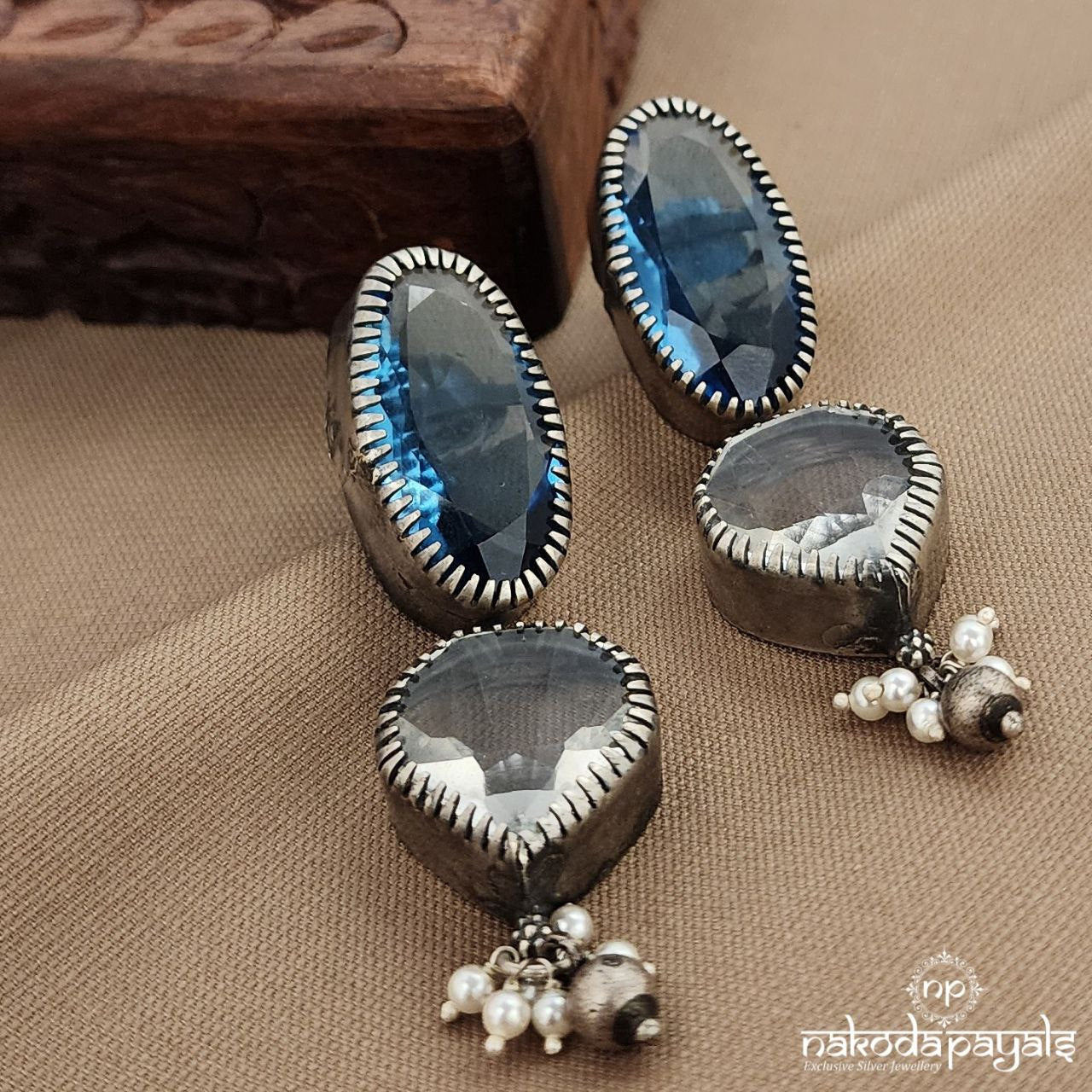 Blue Oval Earrings (C3724)