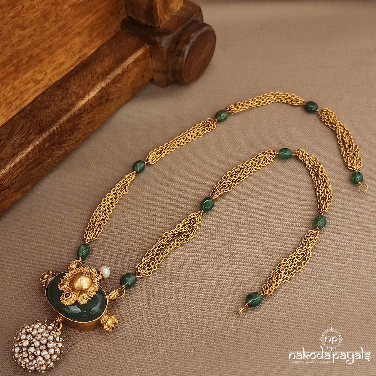 Unique Green Pearled Neckpiece (Gn9493)
