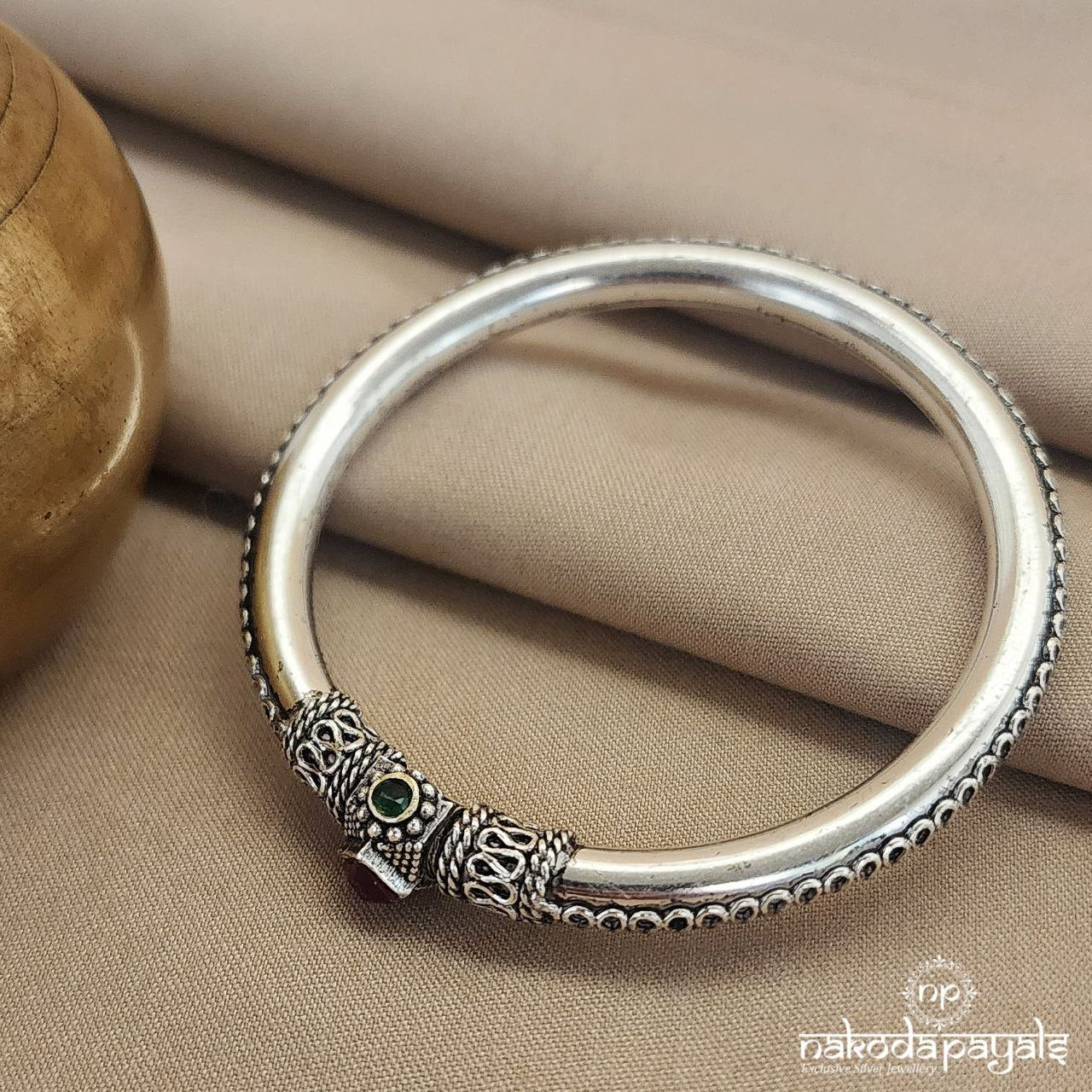 Red Squarish Openable Kada (K5244-47)