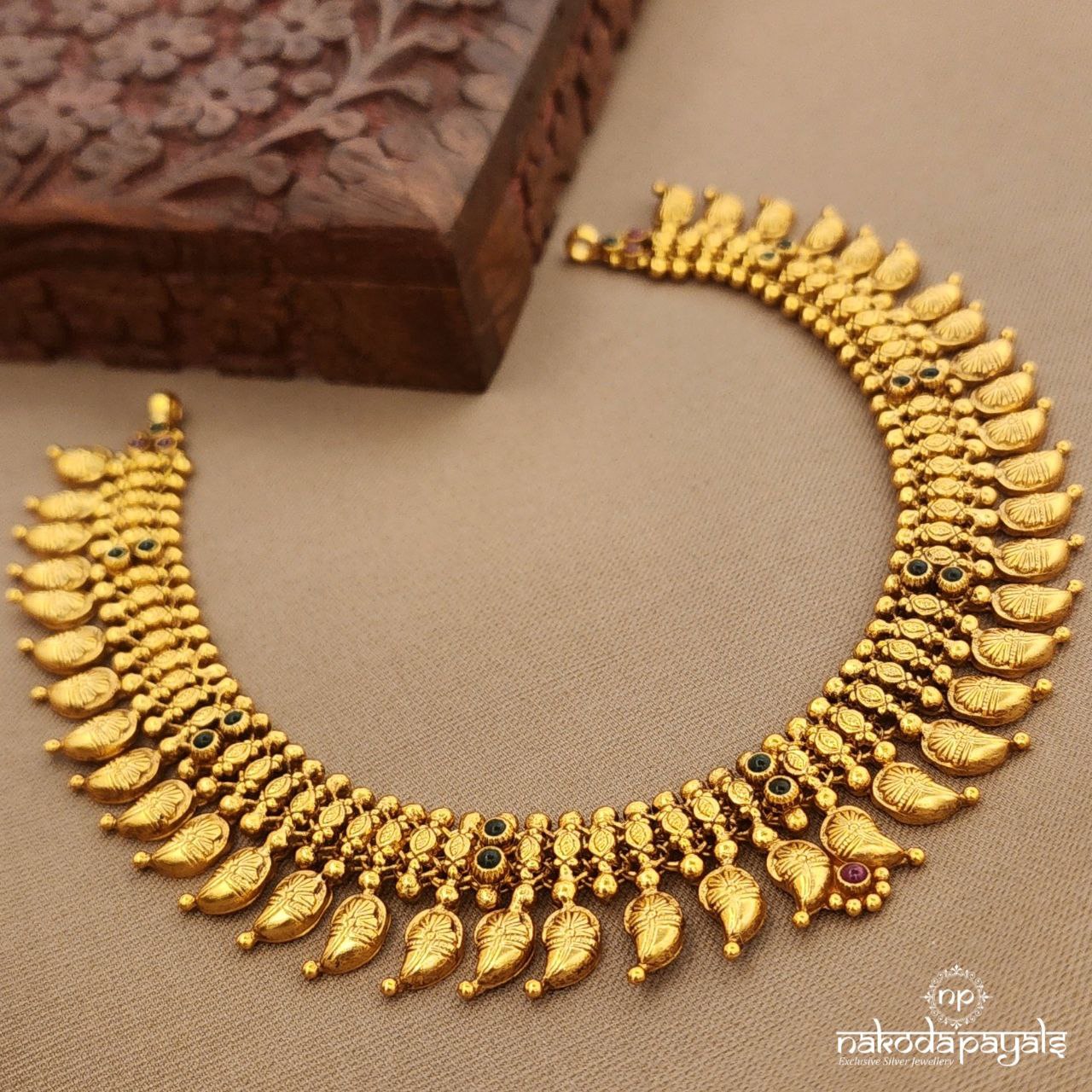 Mango Drop Green Neckpiece (Gn9740)