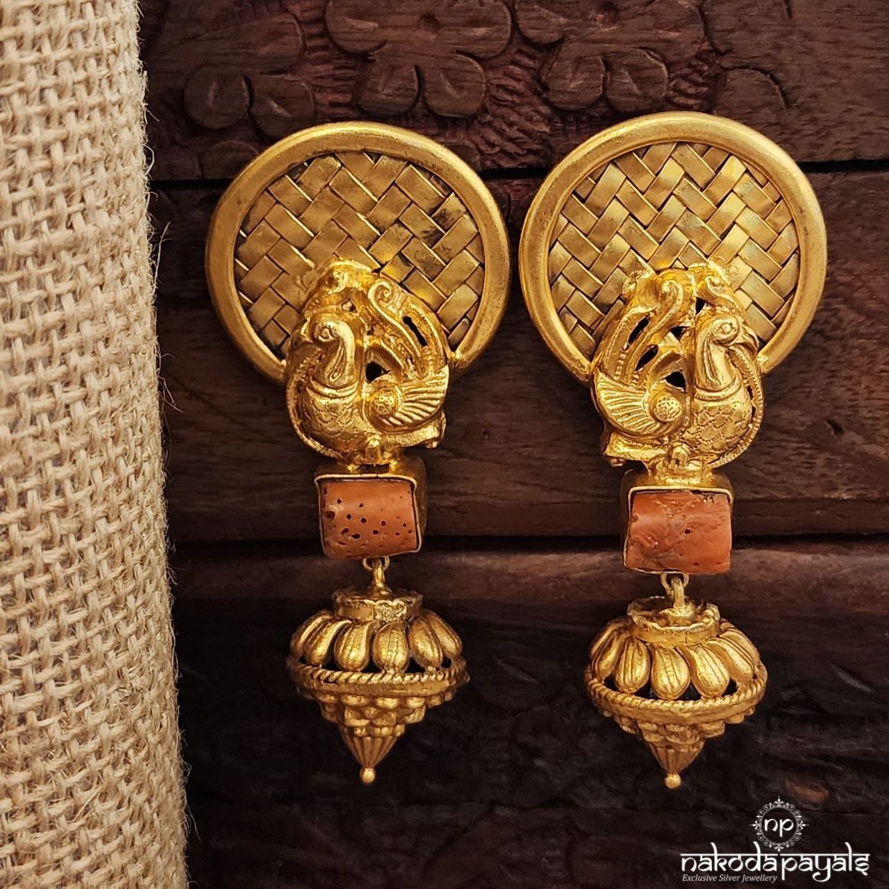 Circular Peacock Coral Earrings (Ge9780)