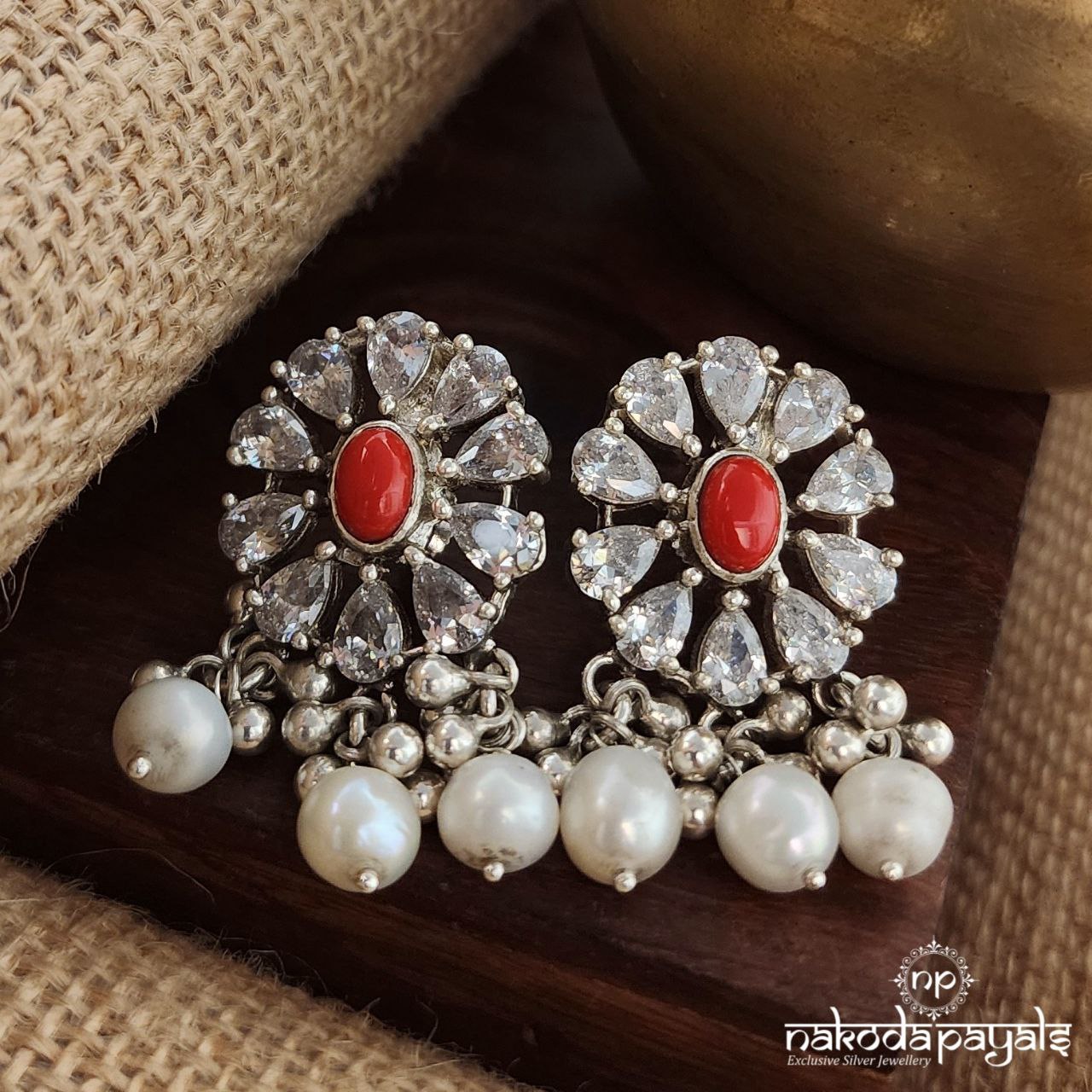Sparkling Coral Studs (S3605)