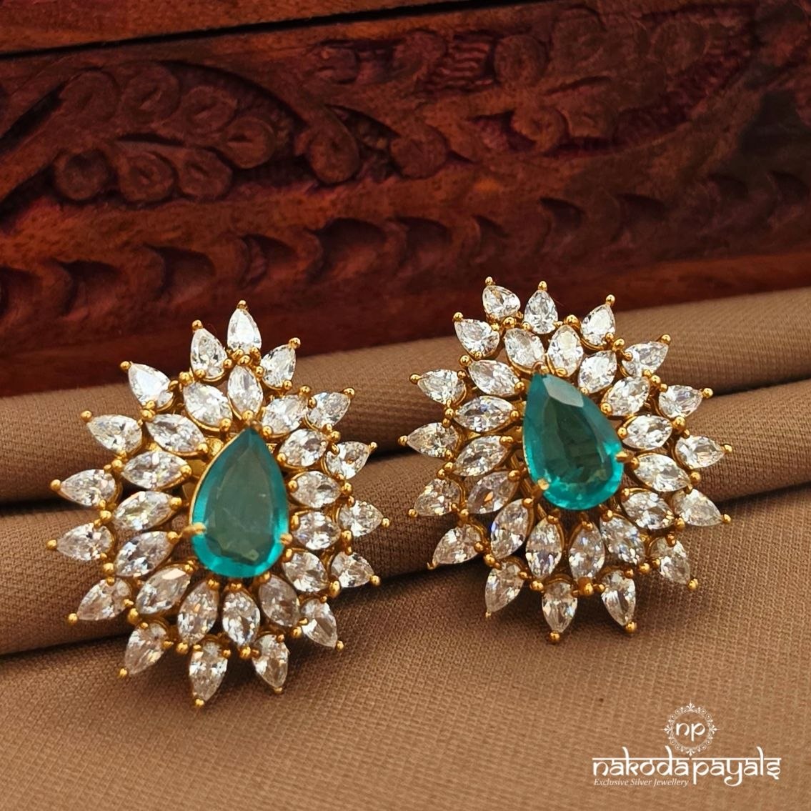 Glorious Green Studs (Ge10475)