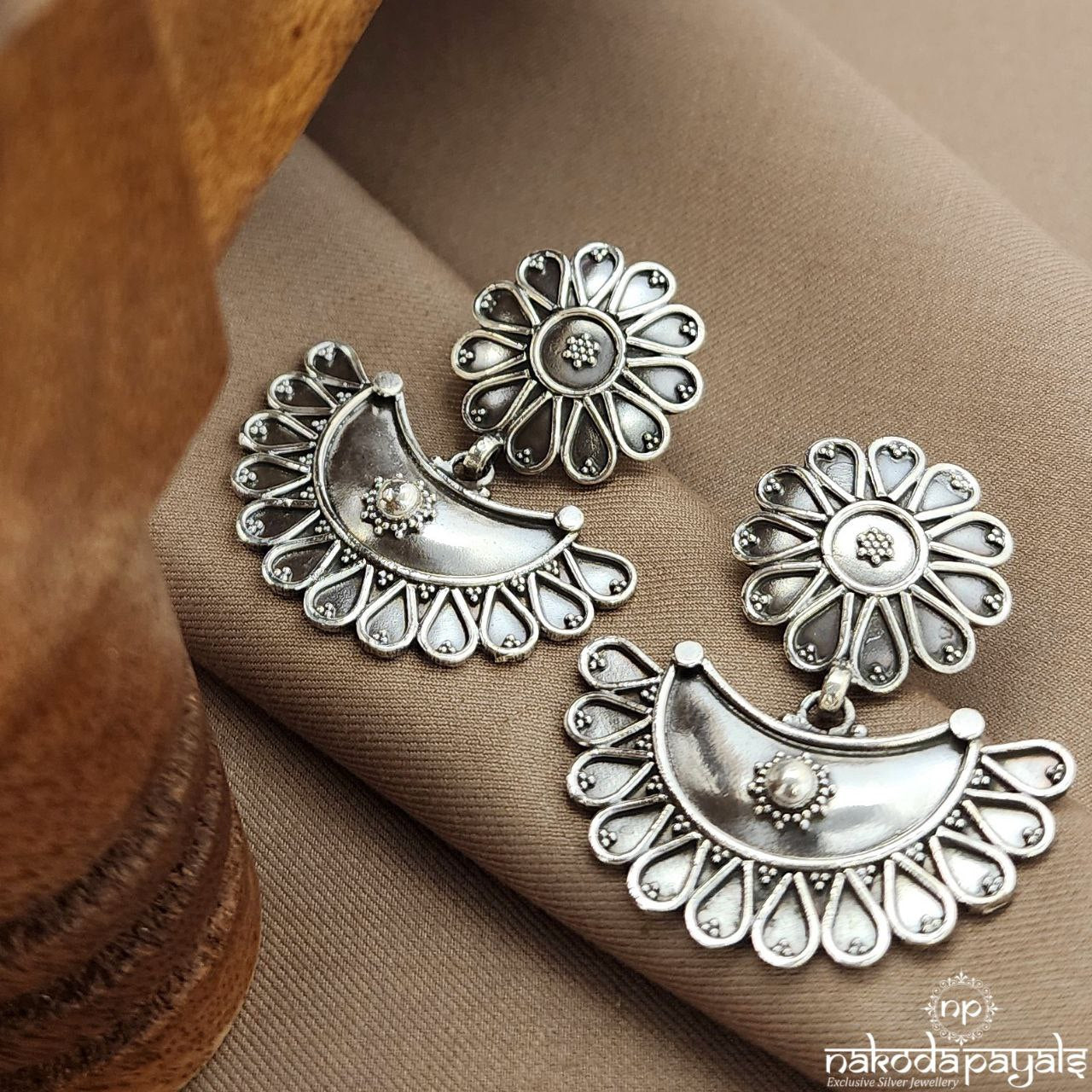 Floral Half Moon Plain Earrings (C3667)