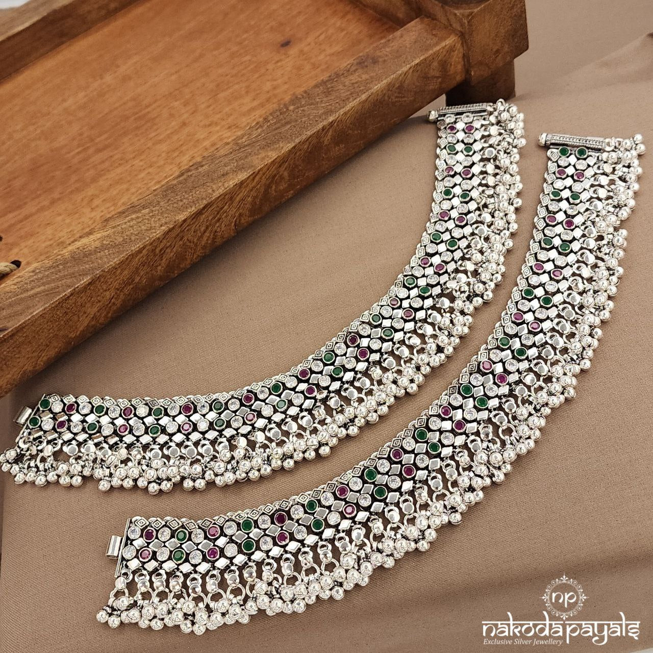 Squarish Anklets (A6620)