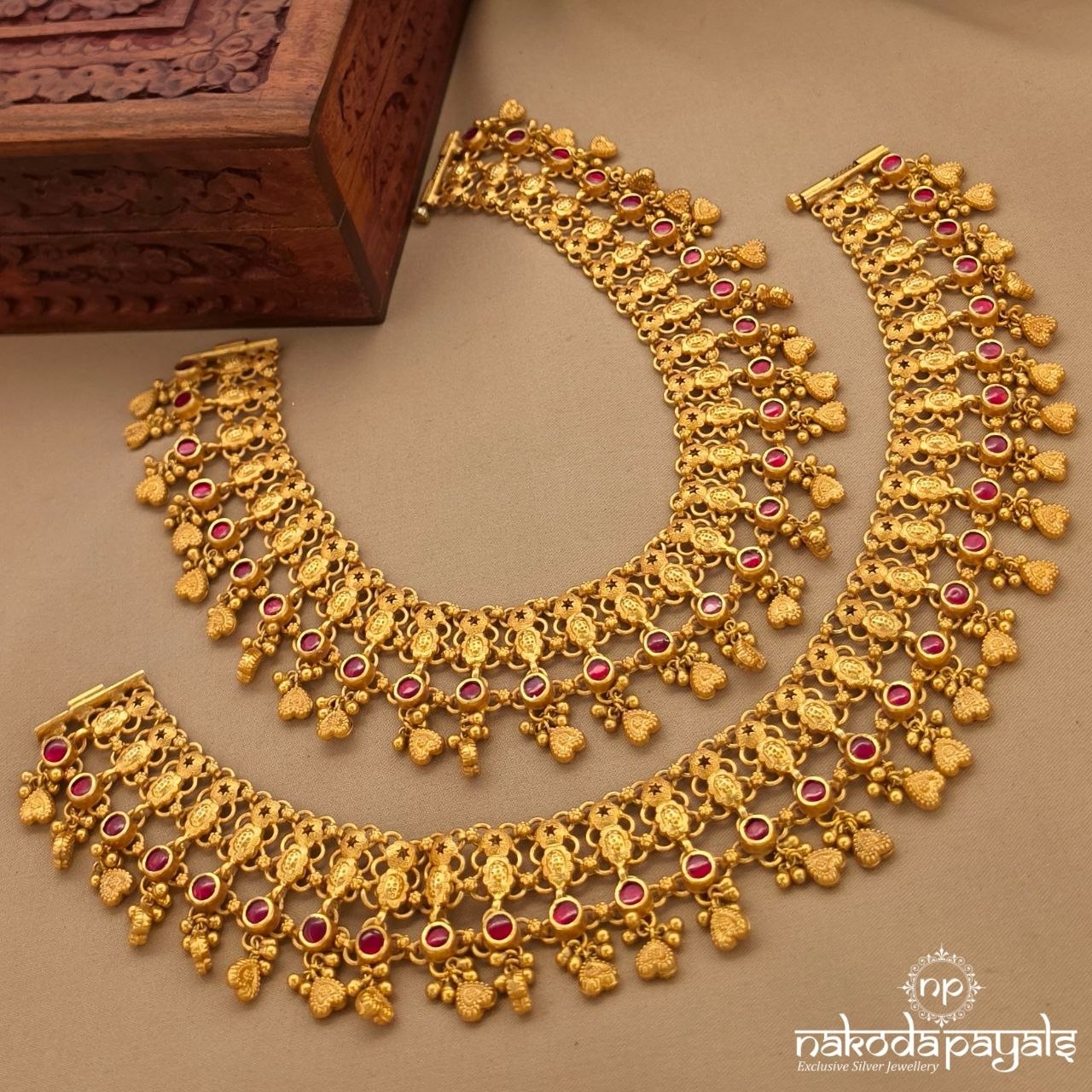 Golden Aura Ghugroo Anklet (A7101)
